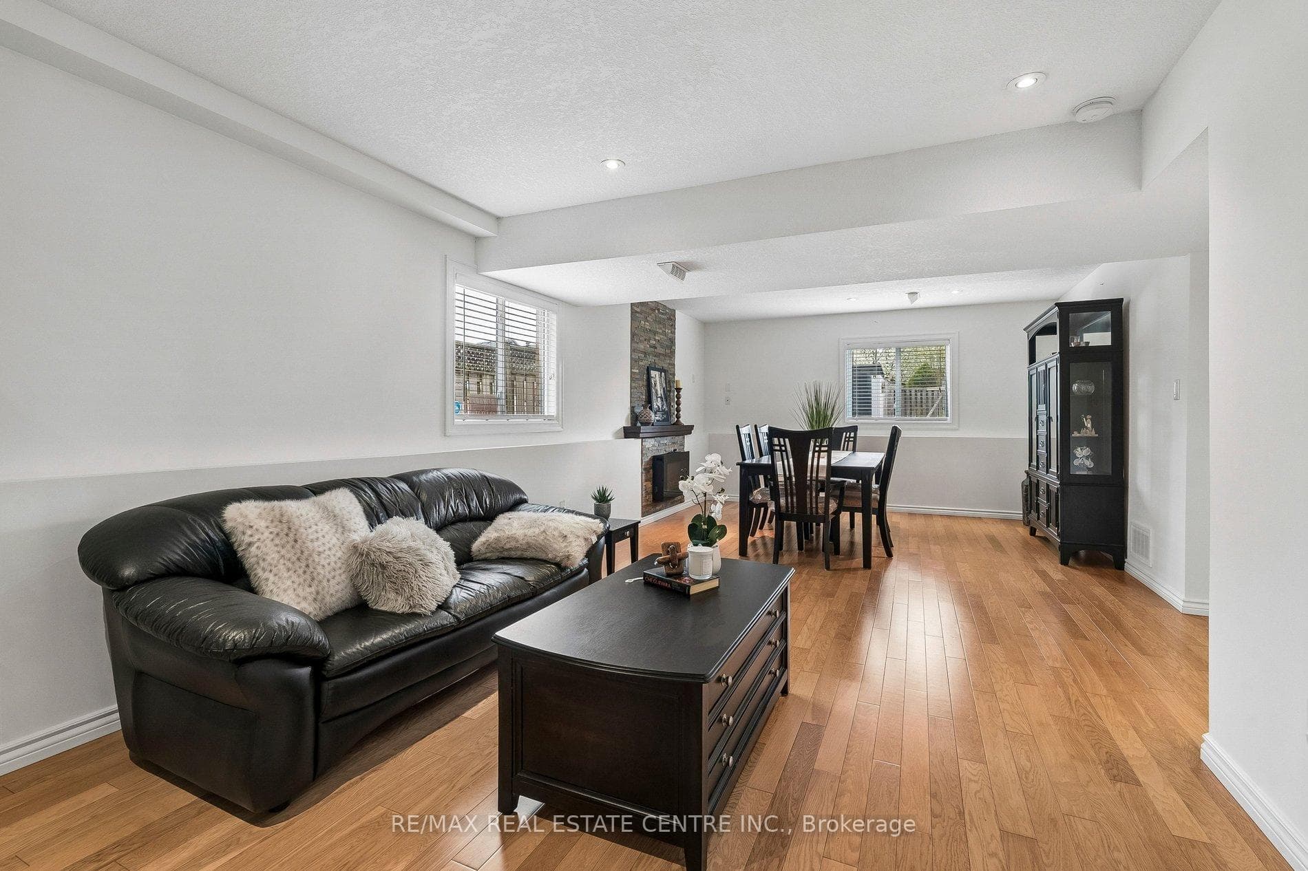 704 Russel Court photo 37
