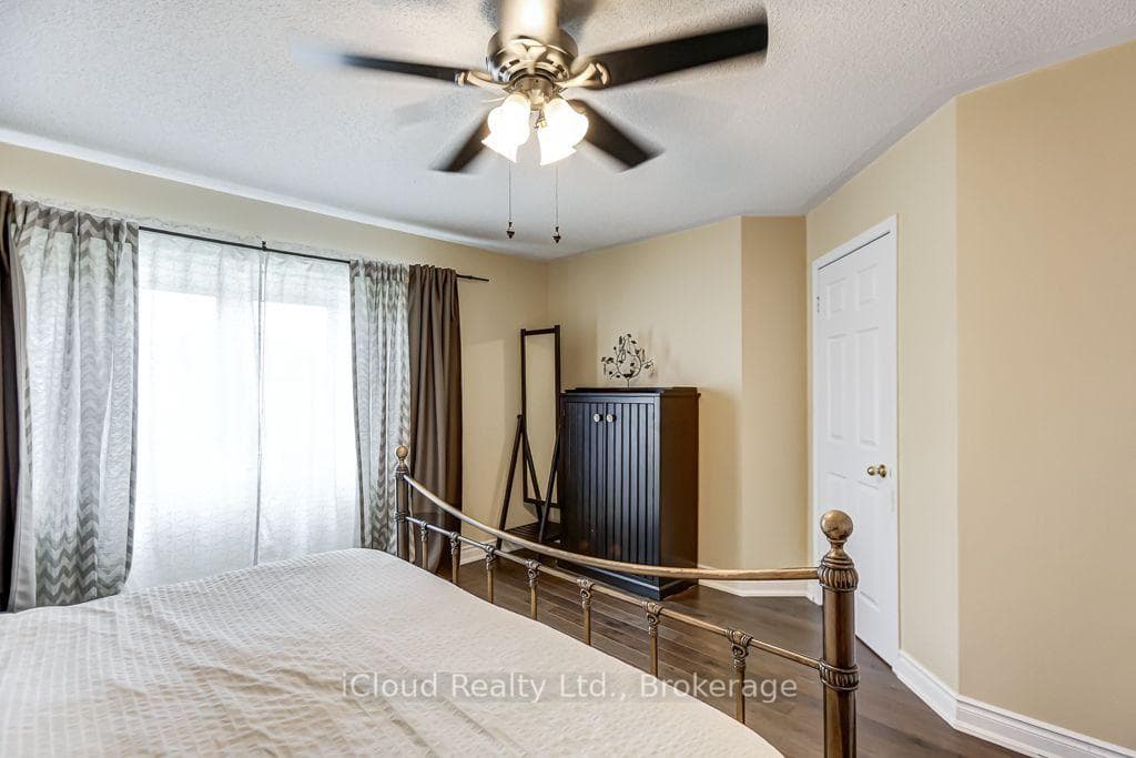 40 Ralph Chalmers Avenue photo 19
