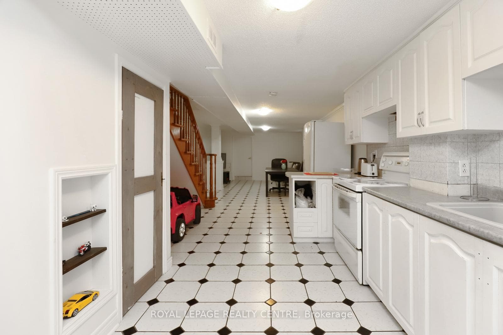 433 Glenholme Avenue photo 31