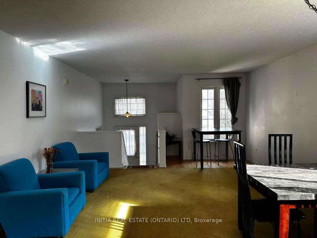 145 North Centre Road Unit 7 photo 4