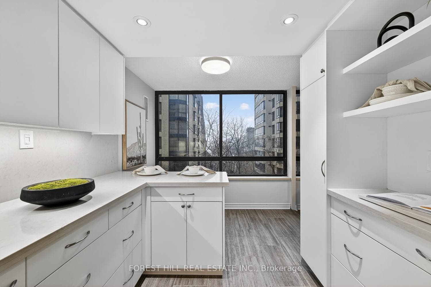 280 Simcoe Street Unit 701A photo 20
