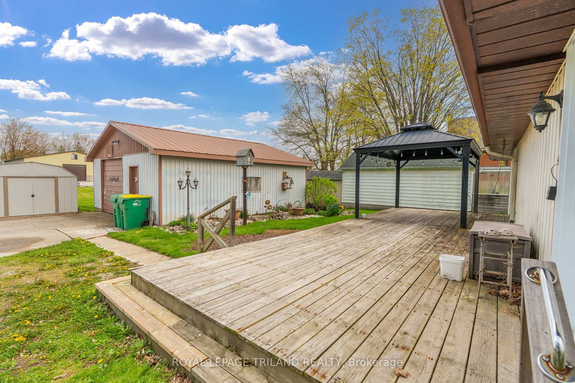 64 Wellington Avenue photo 34