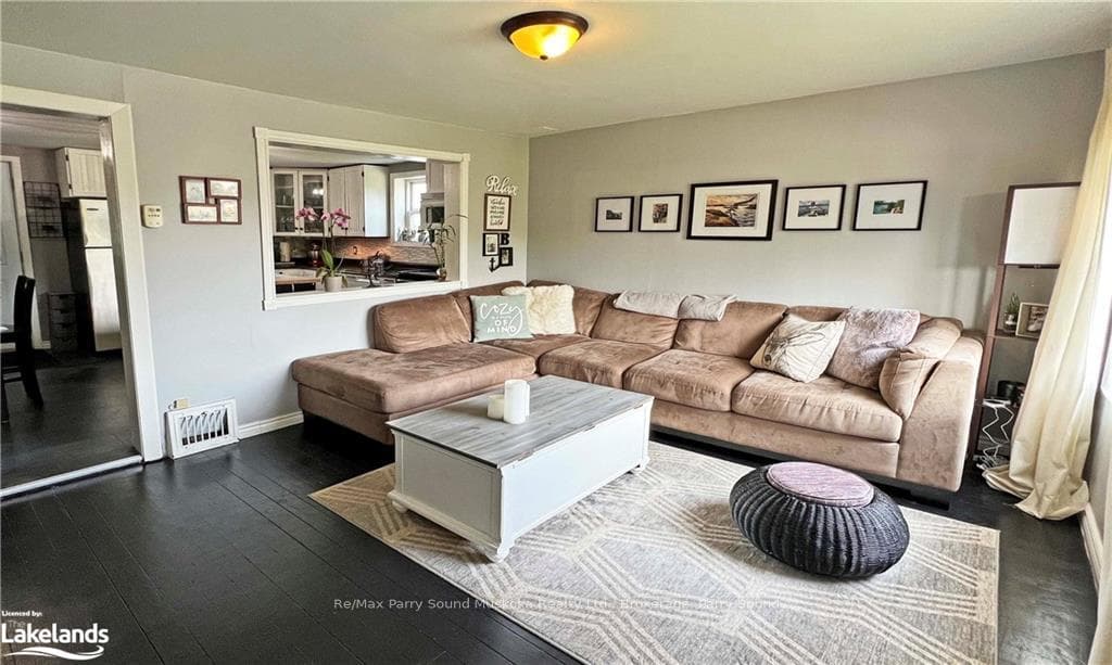 2696 BANCROFT Drive photo 5