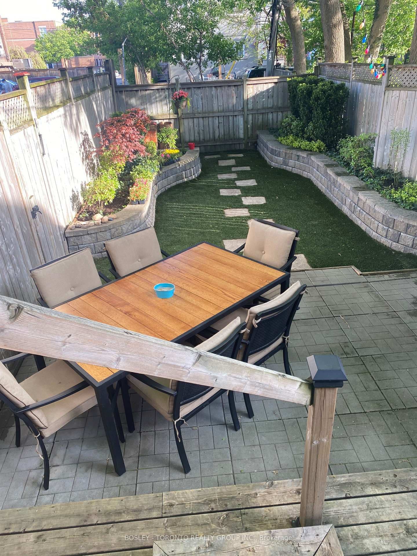 199 Westwood Avenue photo 32
