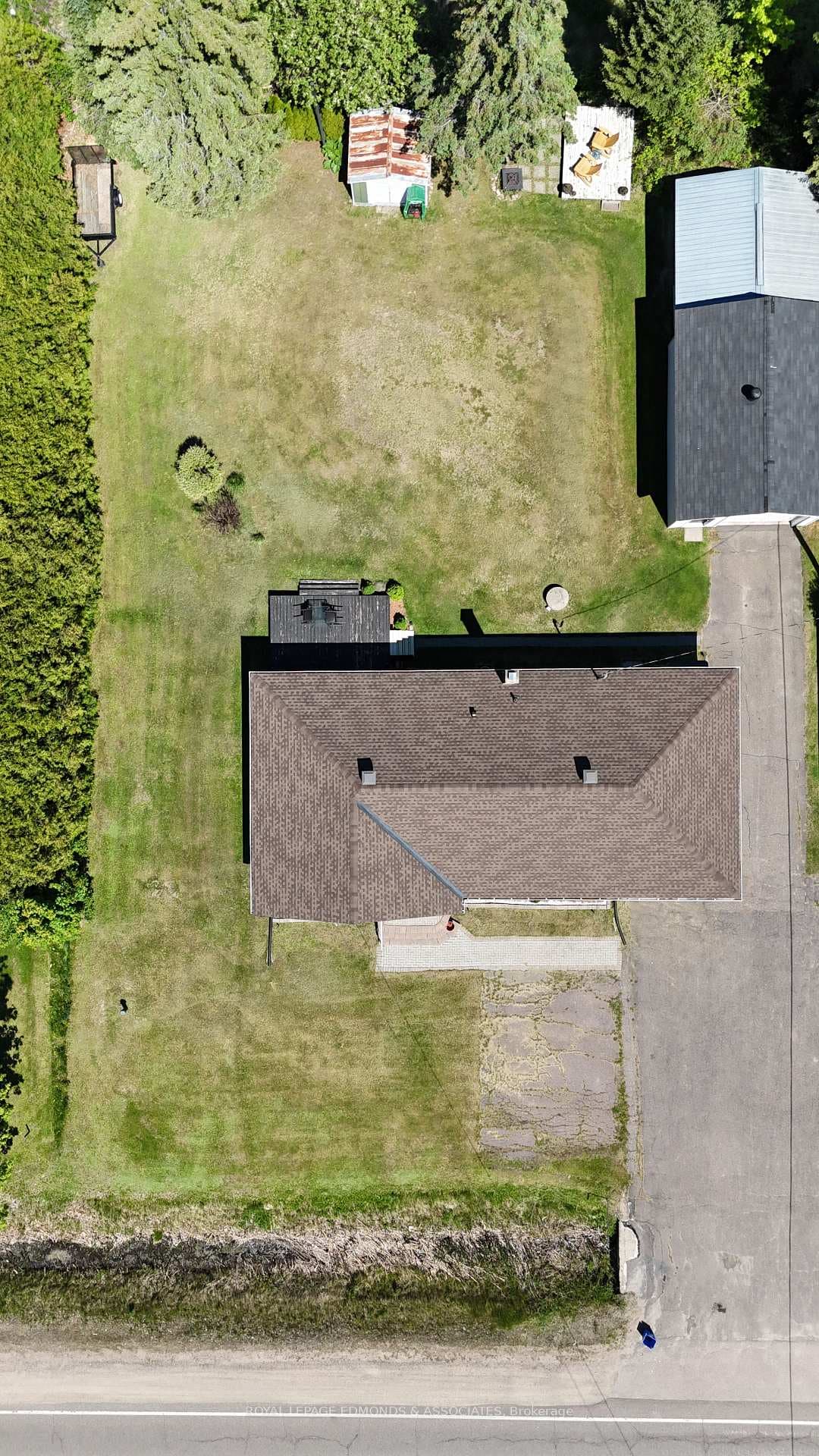 11837 Round Lake Road photo 47