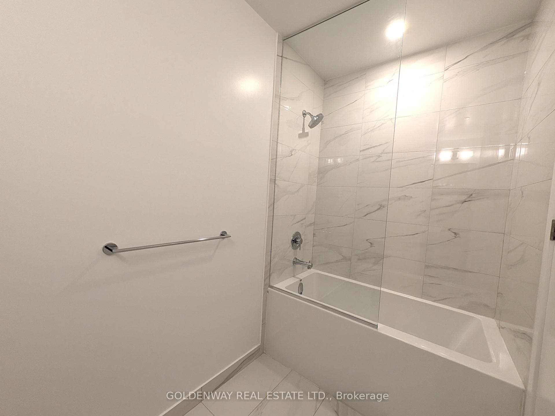 180 Front Street Unit 515 photo 22
