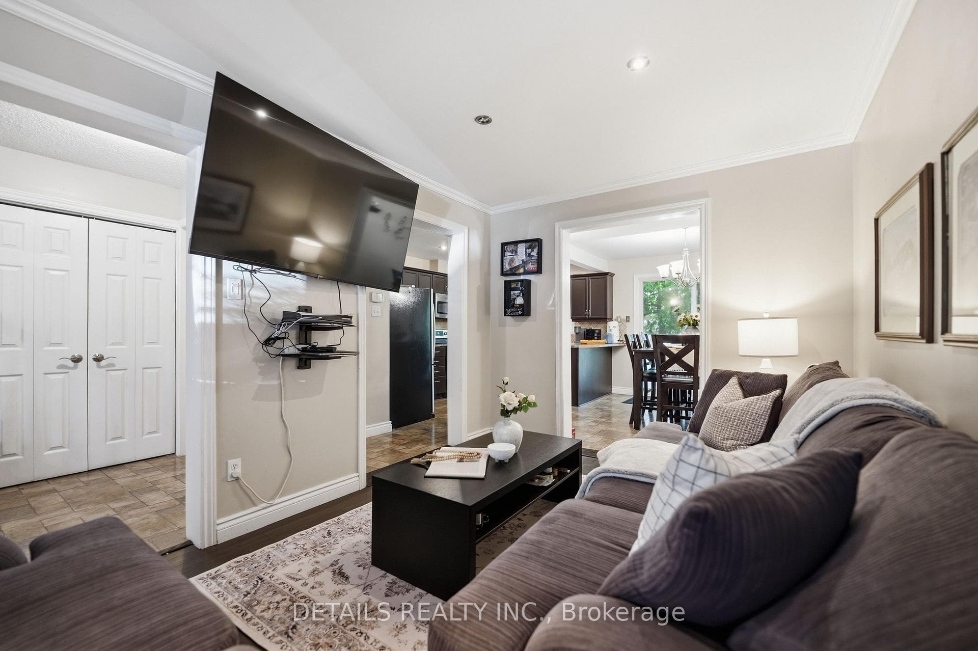 24 Southport Drive photo 10