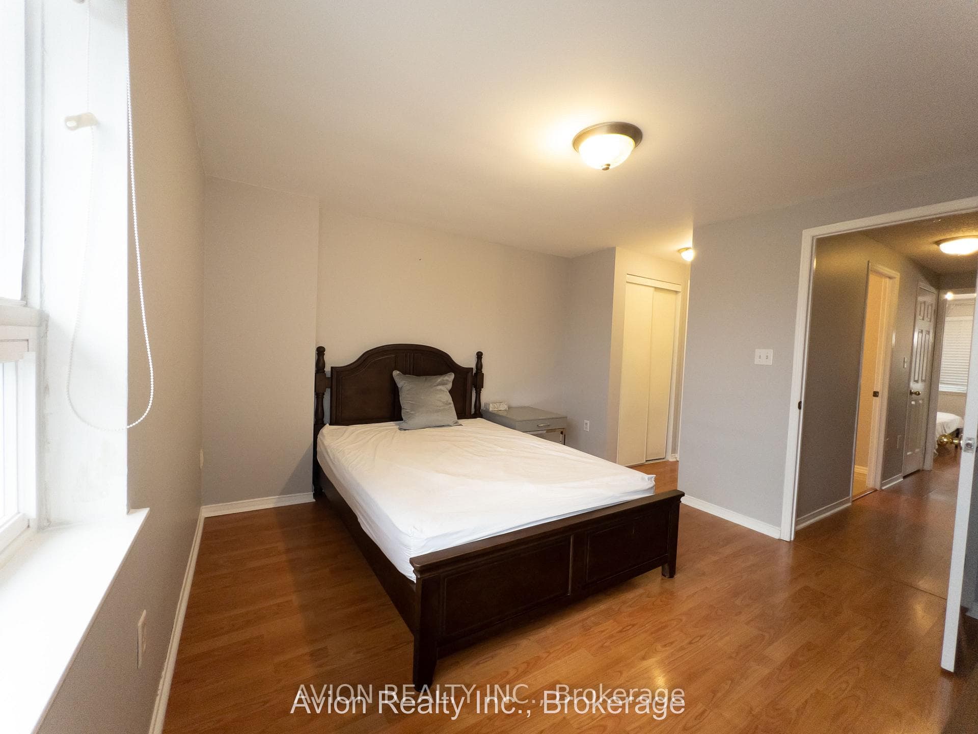 80 Strathaven Drive Unit 23 photo 10