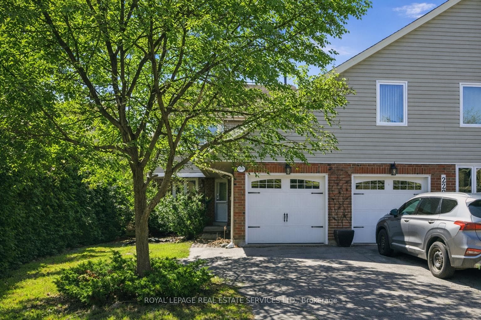 Sought-After Location Backing onto Munn's Creek!
