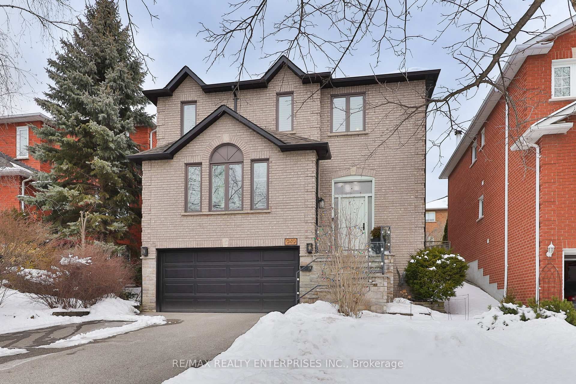 949 Cristina Court photo 1