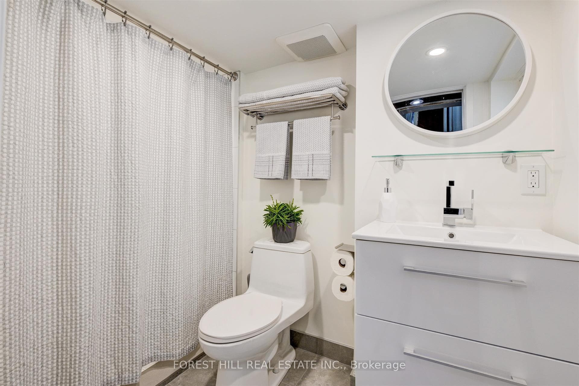 176 Pendrith Street photo 26