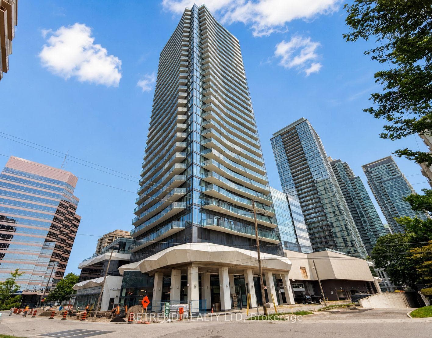 15 Ellerslie Avenue Unit 2703 photo 1