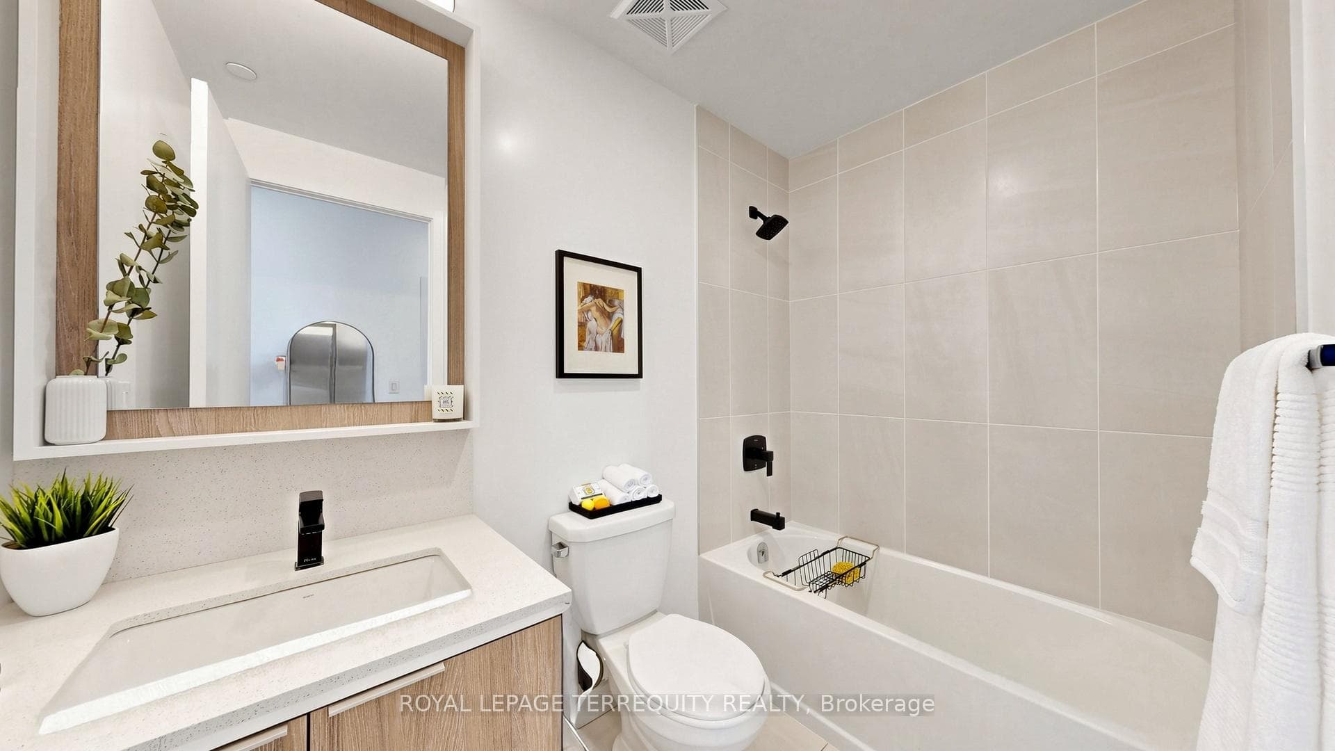 36 Zorra Street Unit 904 photo 20
