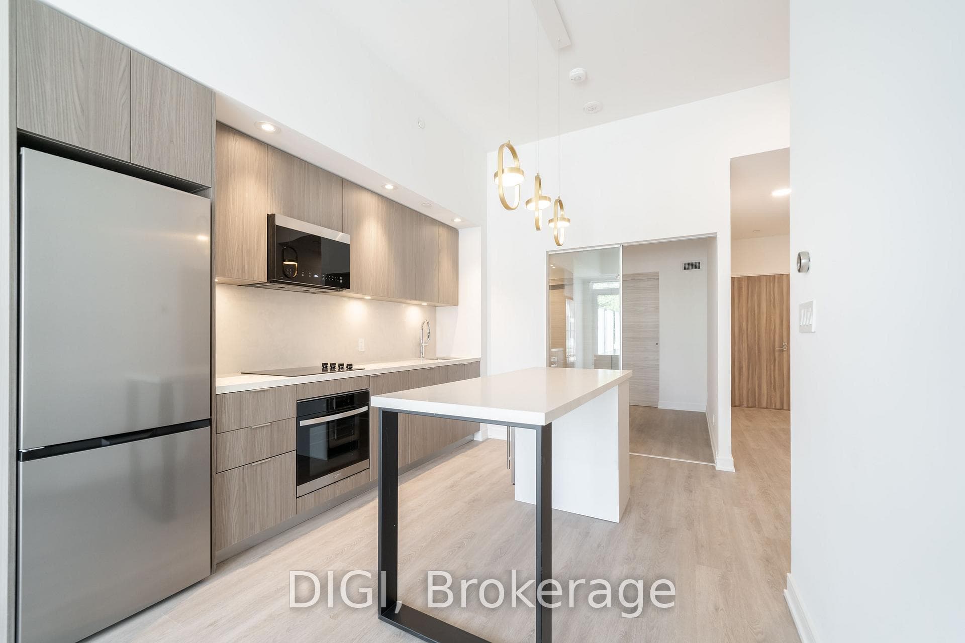 485 Perth Avenue Unit W325 photo 3