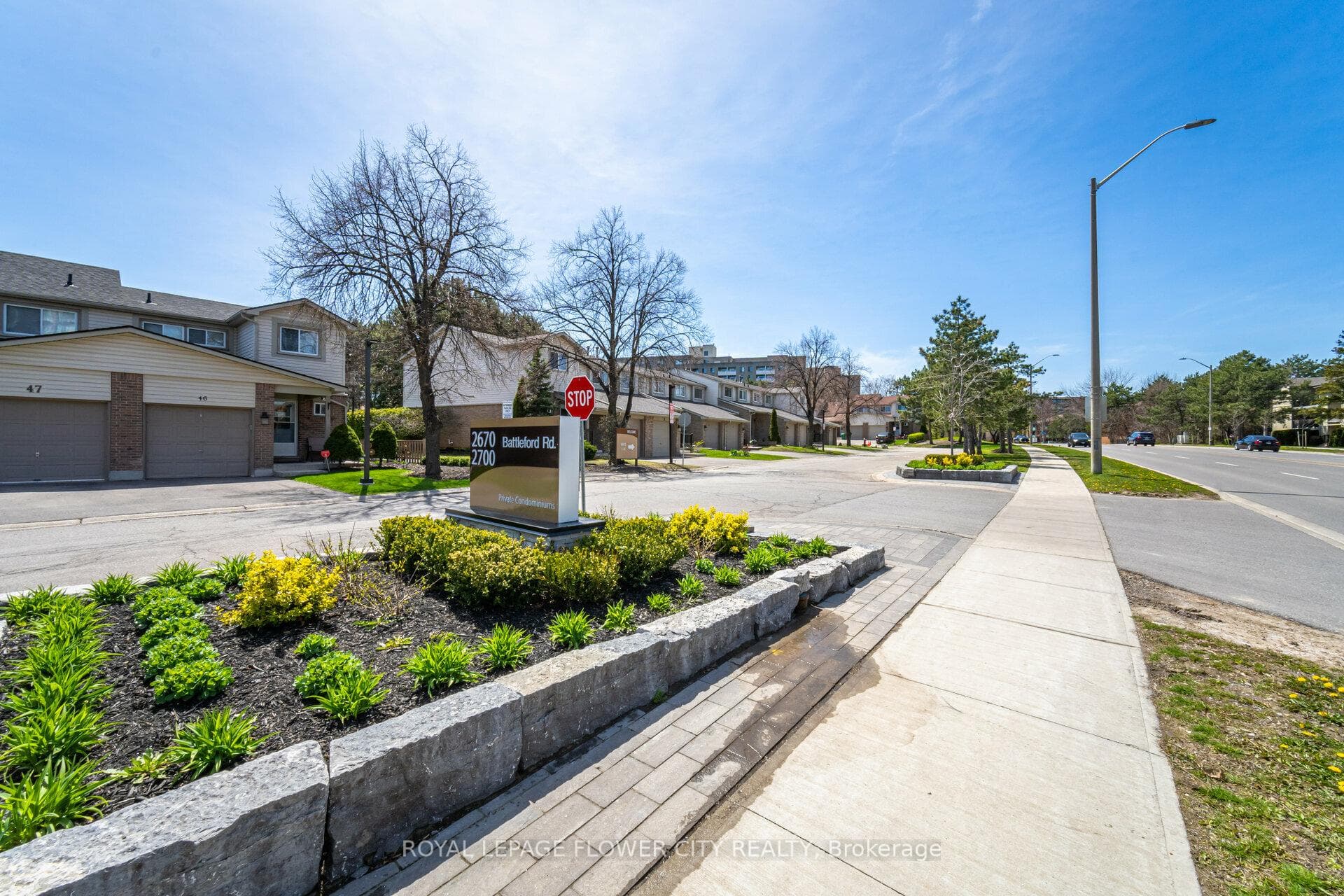 2700 Battleford Road Unit #37 photo 2