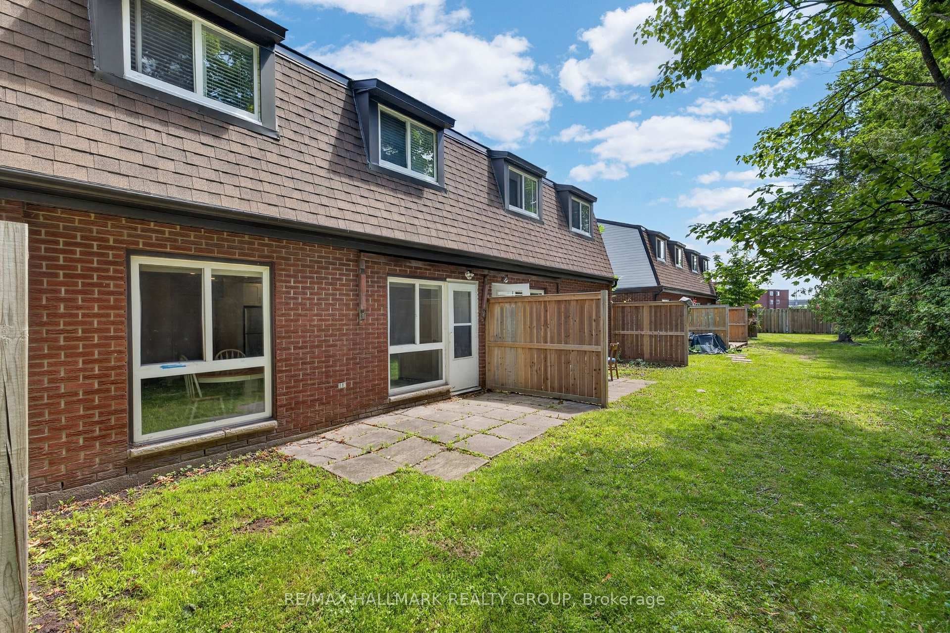 2080 Ogilvie Road Unit 9J photo 24