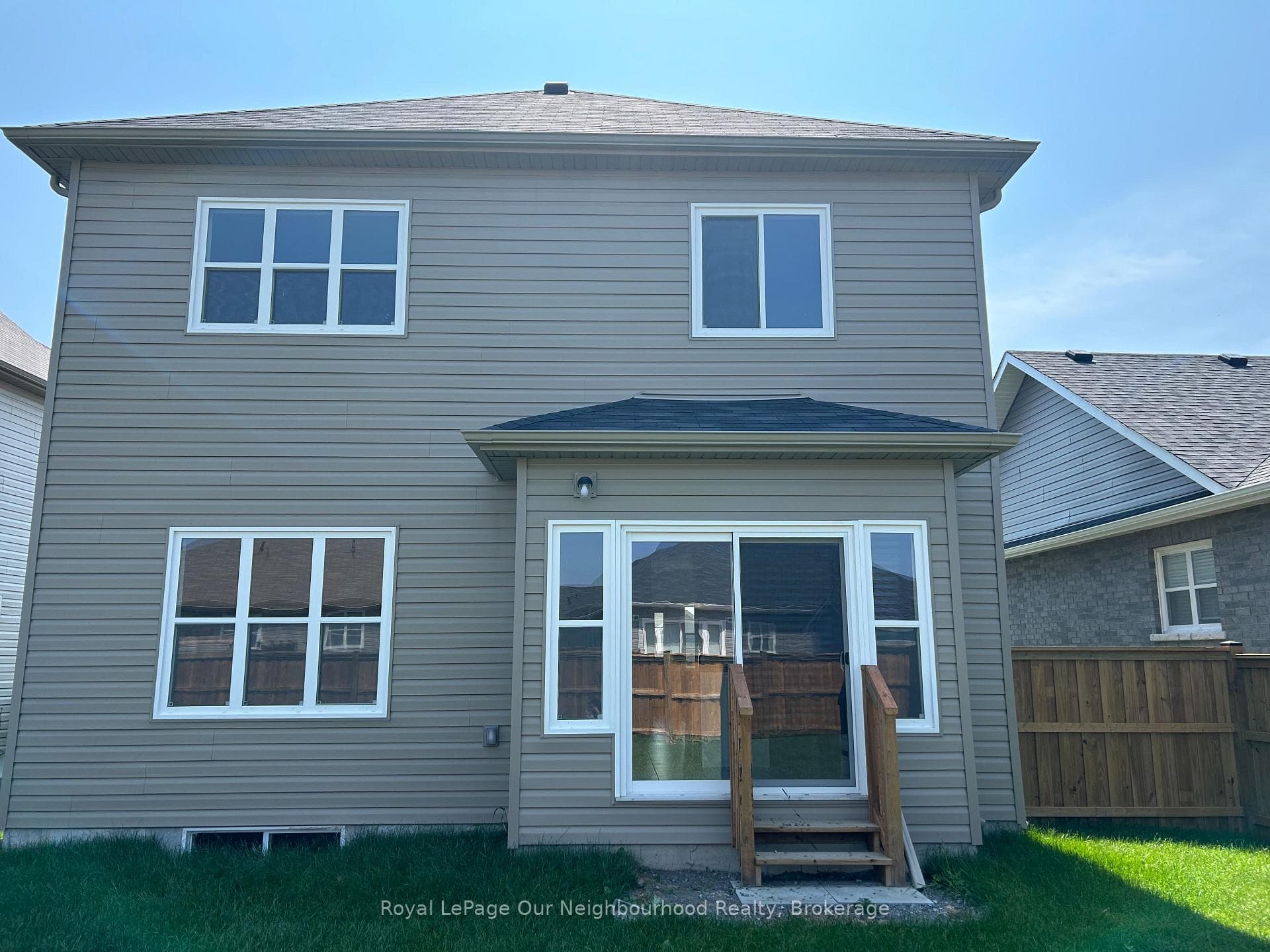 484 Joseph Gale Street photo 22