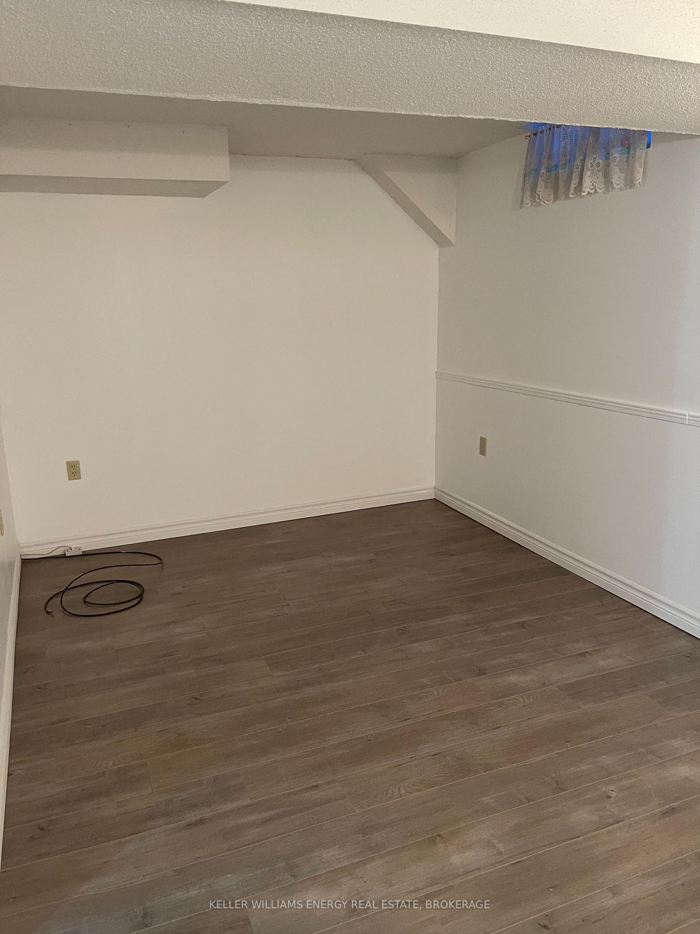 606 Cobblehill Drive photo 22