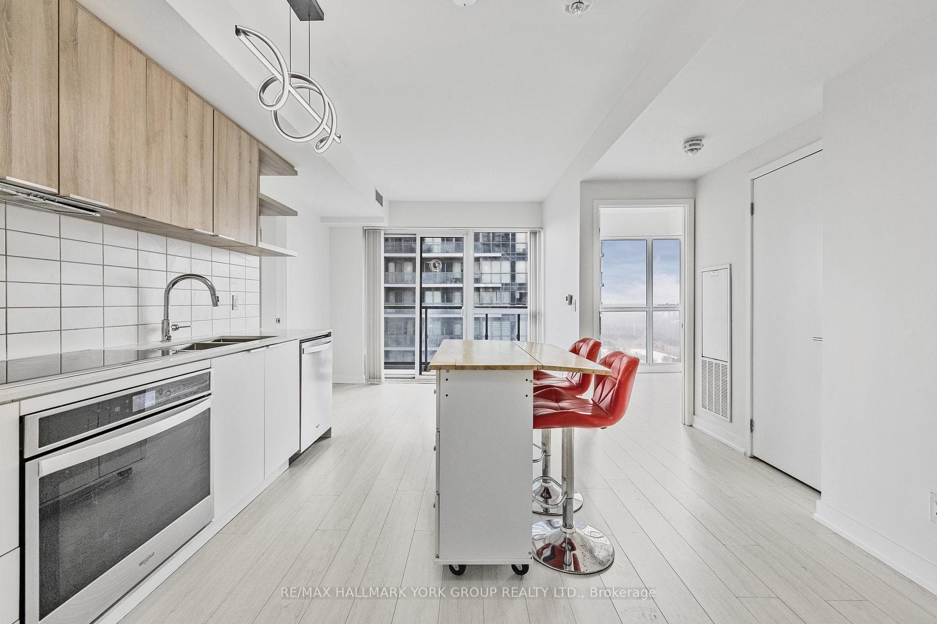 6 Sonic Way Unit 2308 photo 2