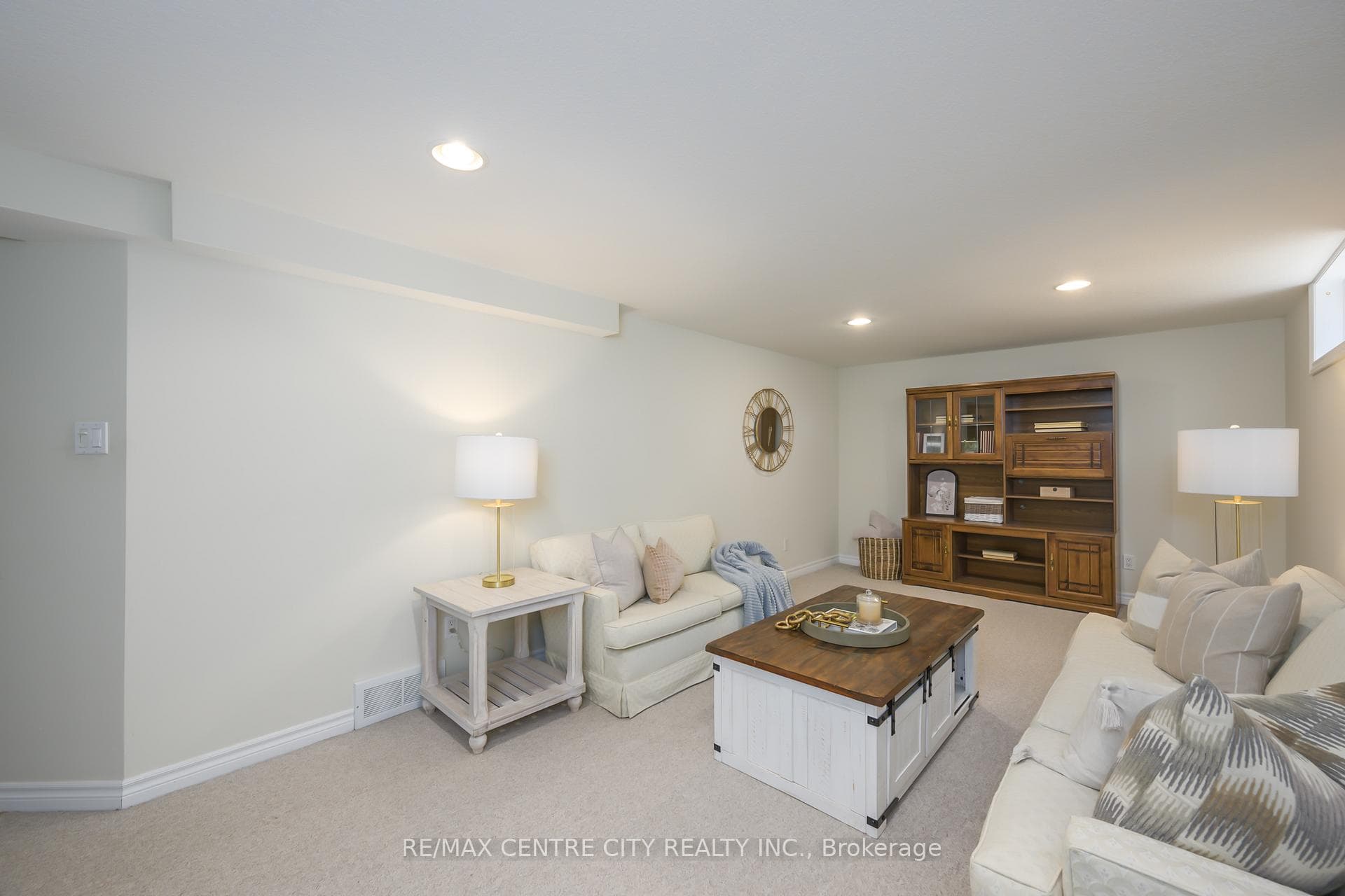 79 Biscay Road photo 30