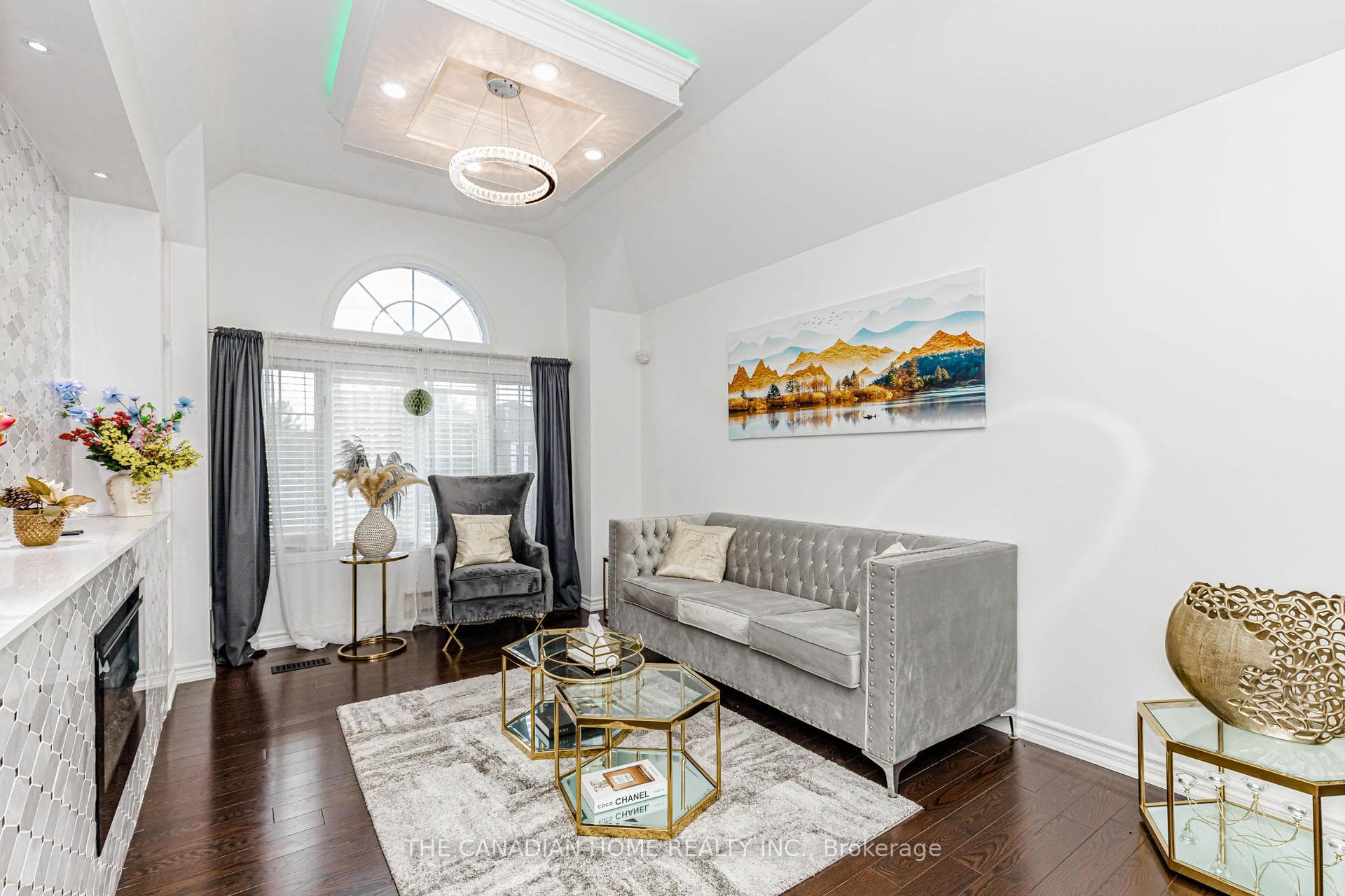 67 BIGHORN Crescent photo 17