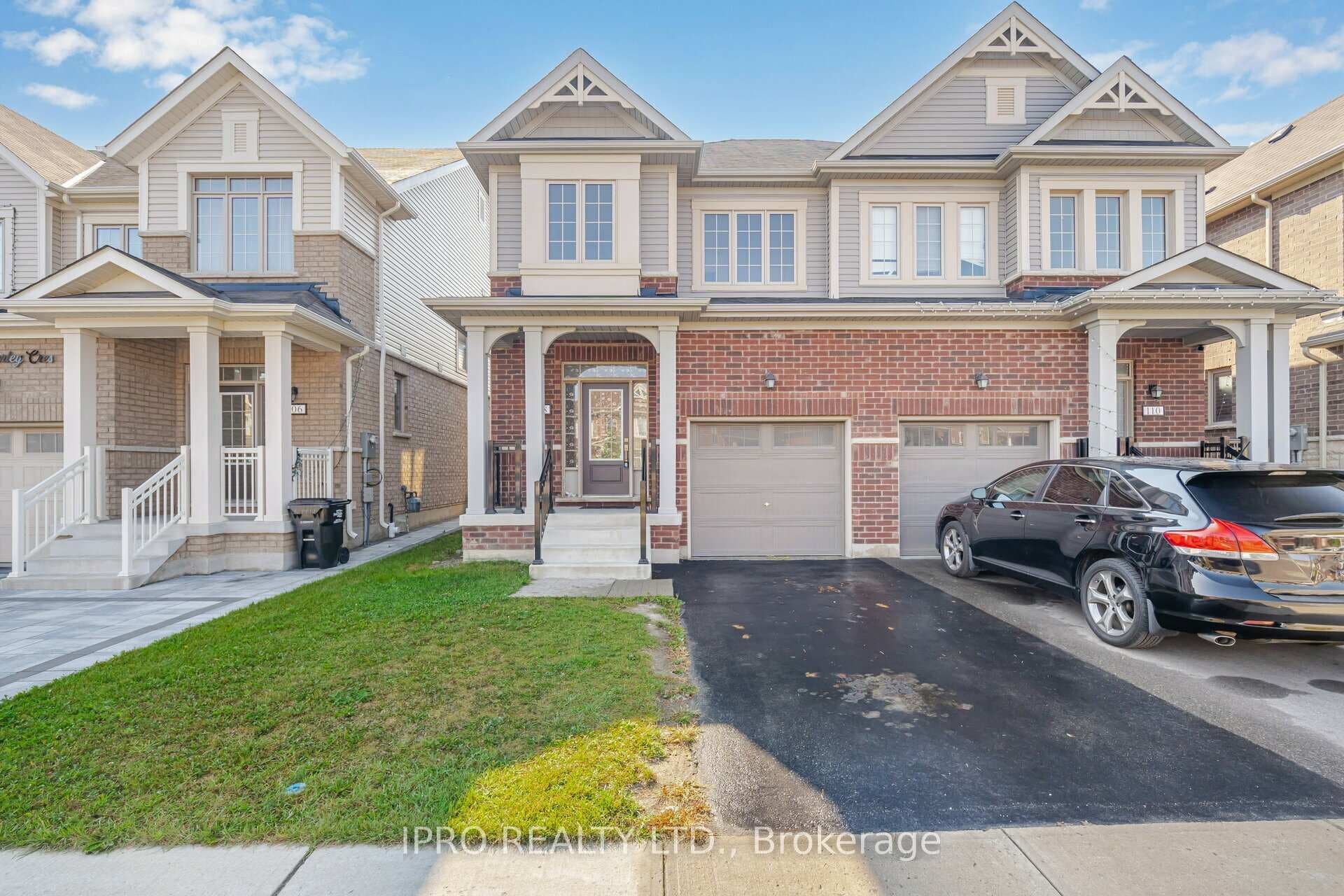 108 Casserley Crescent photo 7
