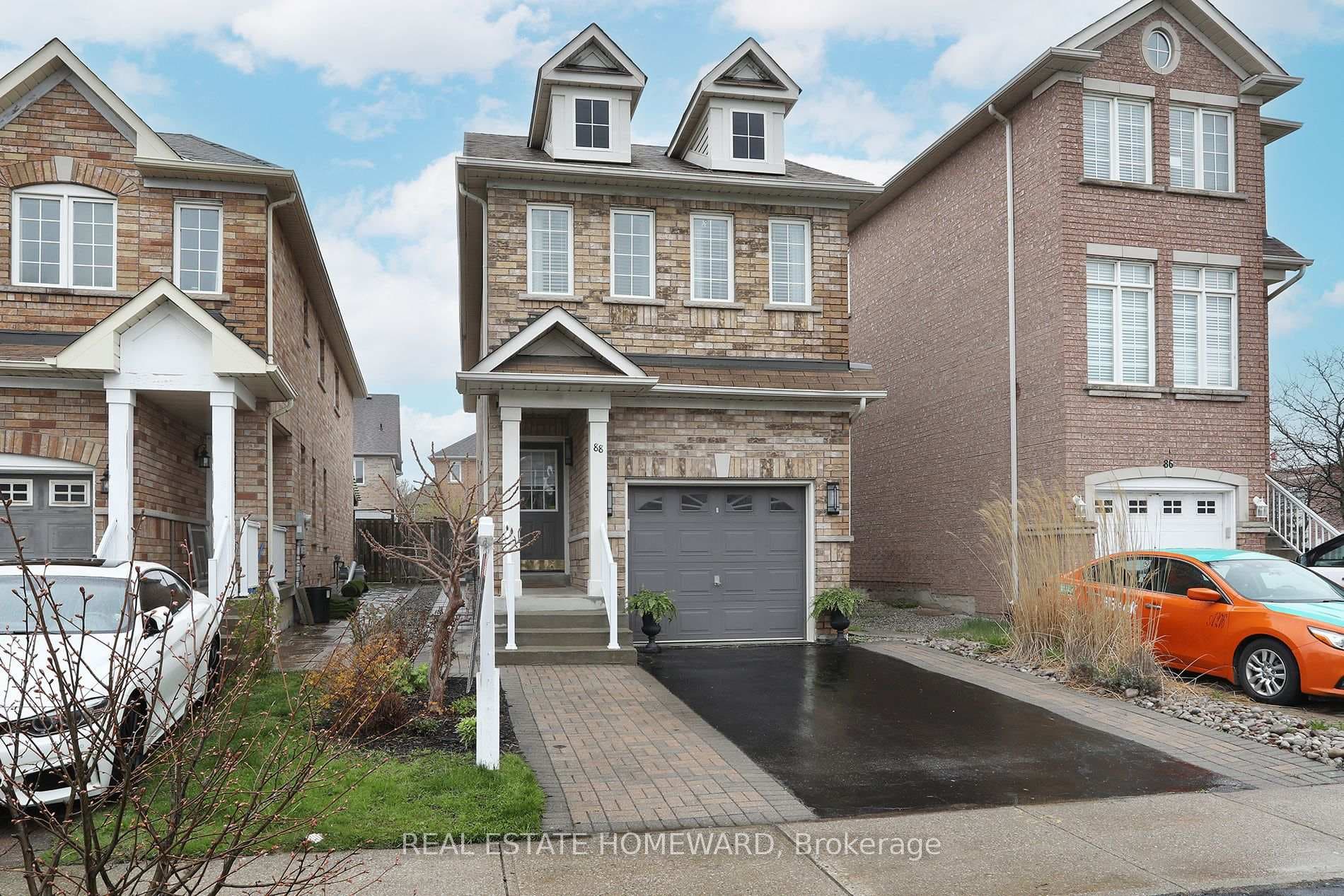 88 Del Francesco Way photo 2