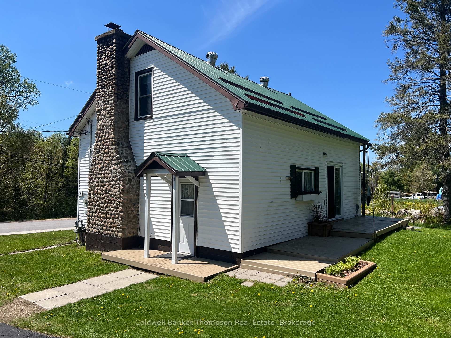 37 Eagle Lake Road photo 2
