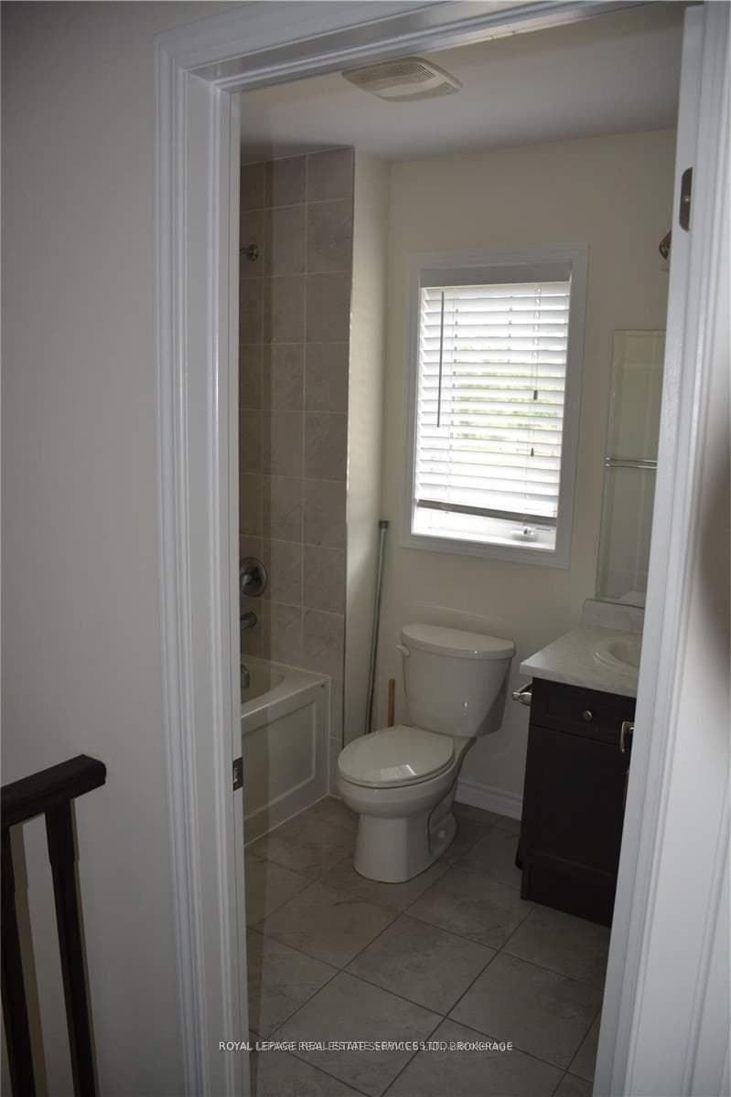98 Mcmonies Drive photo 23