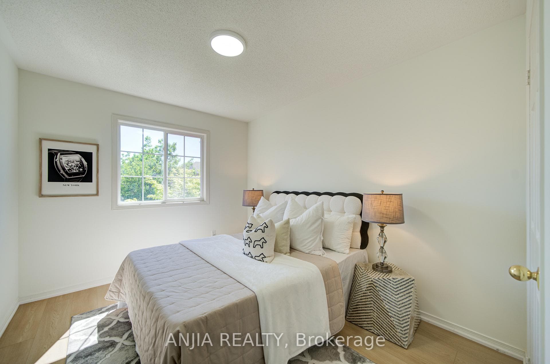 281 Mingay Avenue photo 40