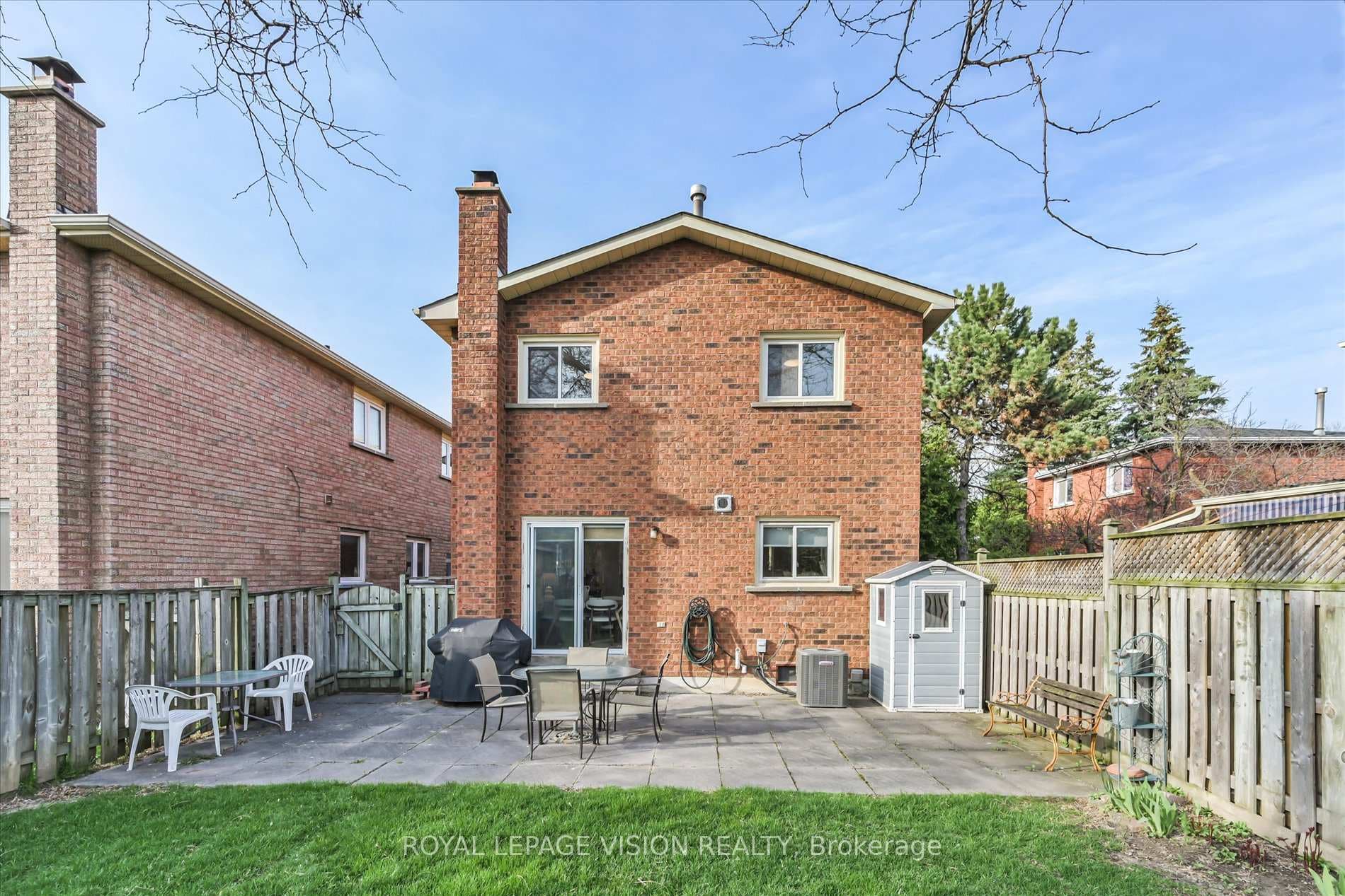 126 Richbell Street photo 30