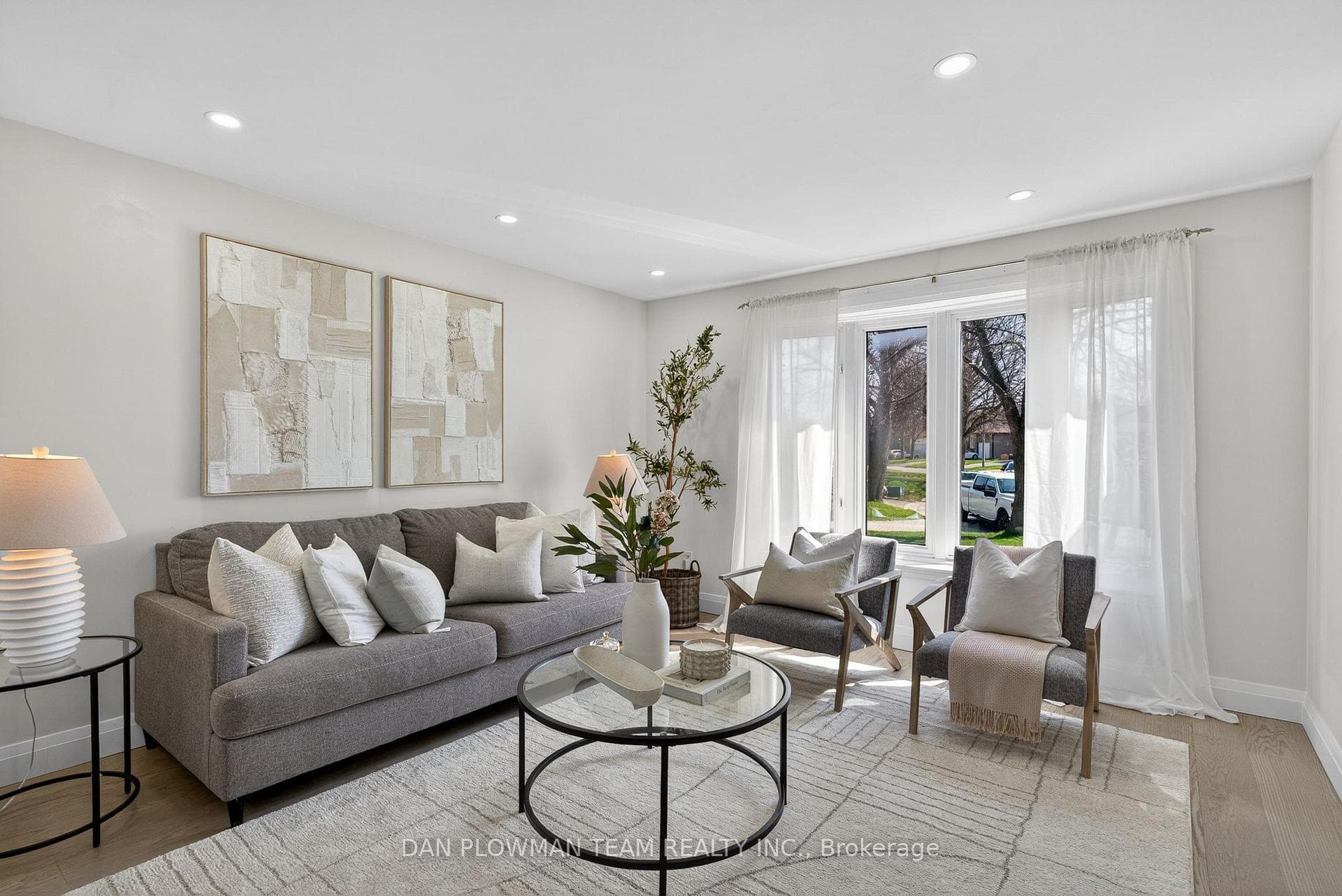 386 Grange Court photo 8