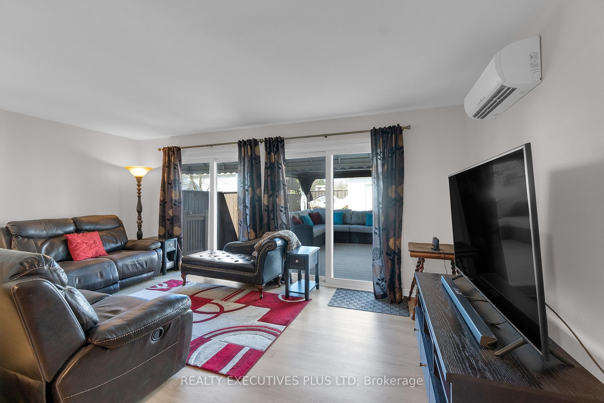 38 Huntingwood Crescent photo 9
