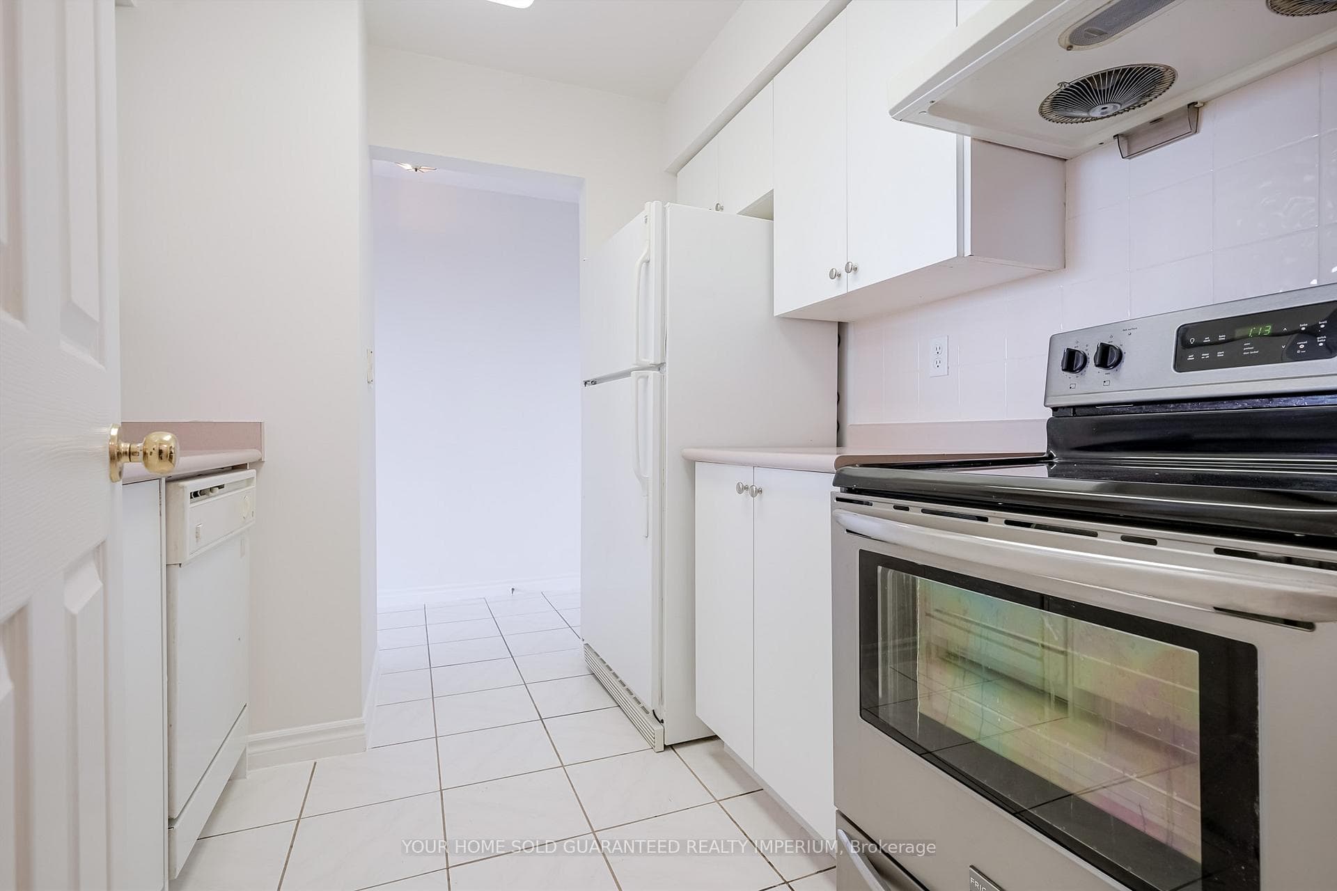 5039 Finch Avenue Unit 1908 photo 11