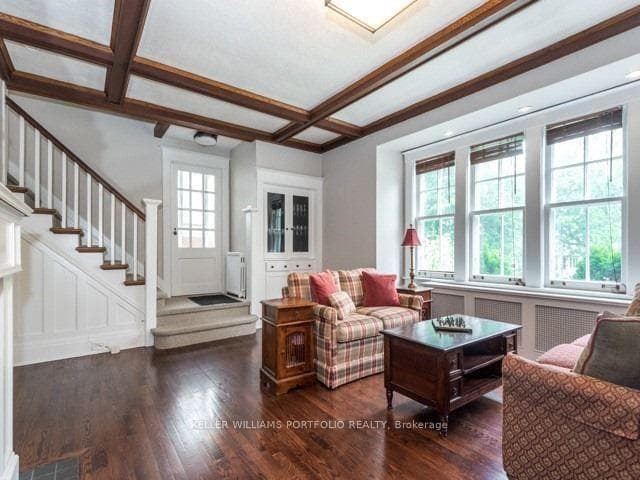 45 Sharron Drive photo 3