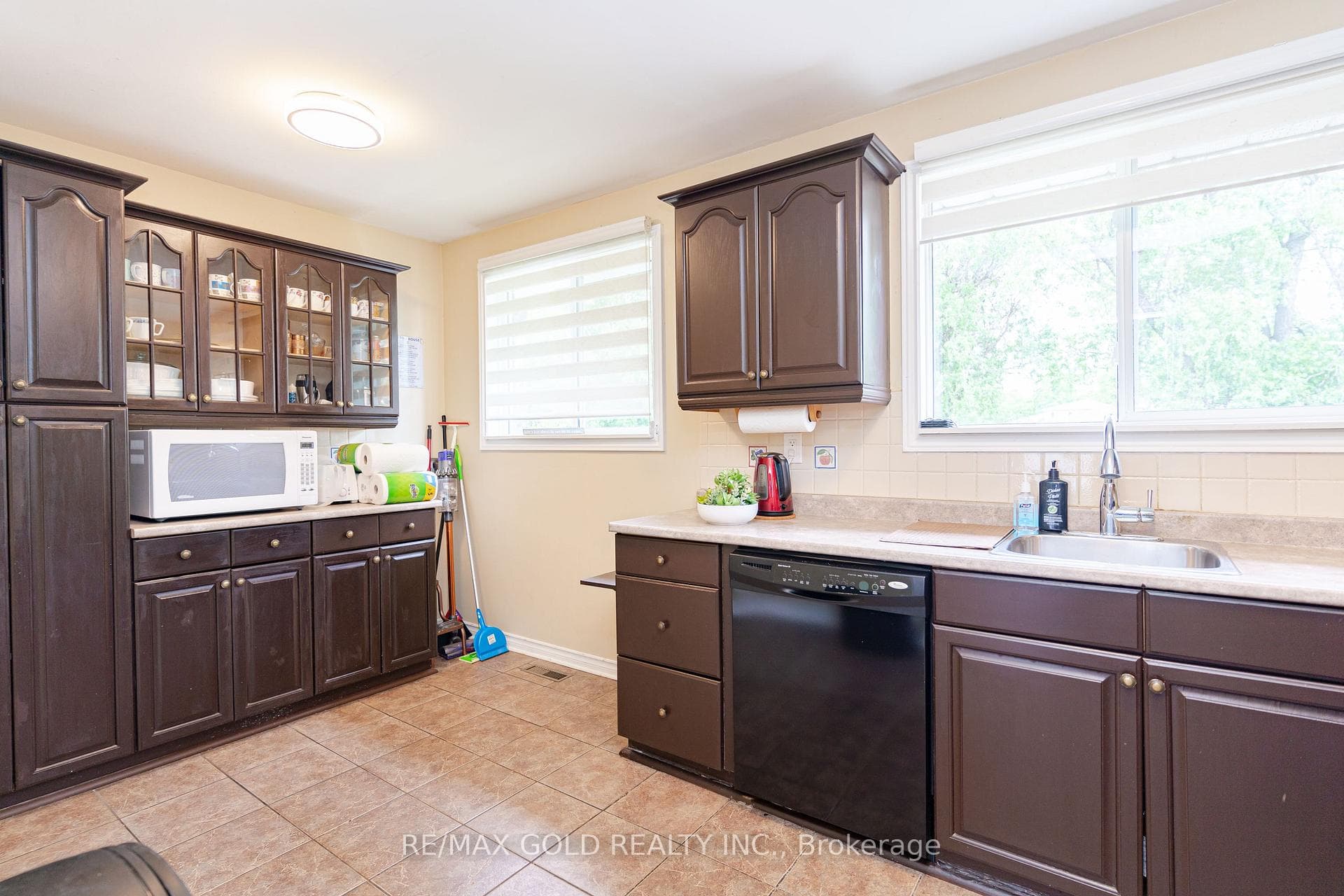 56 Edgebrook Crescent photo 11