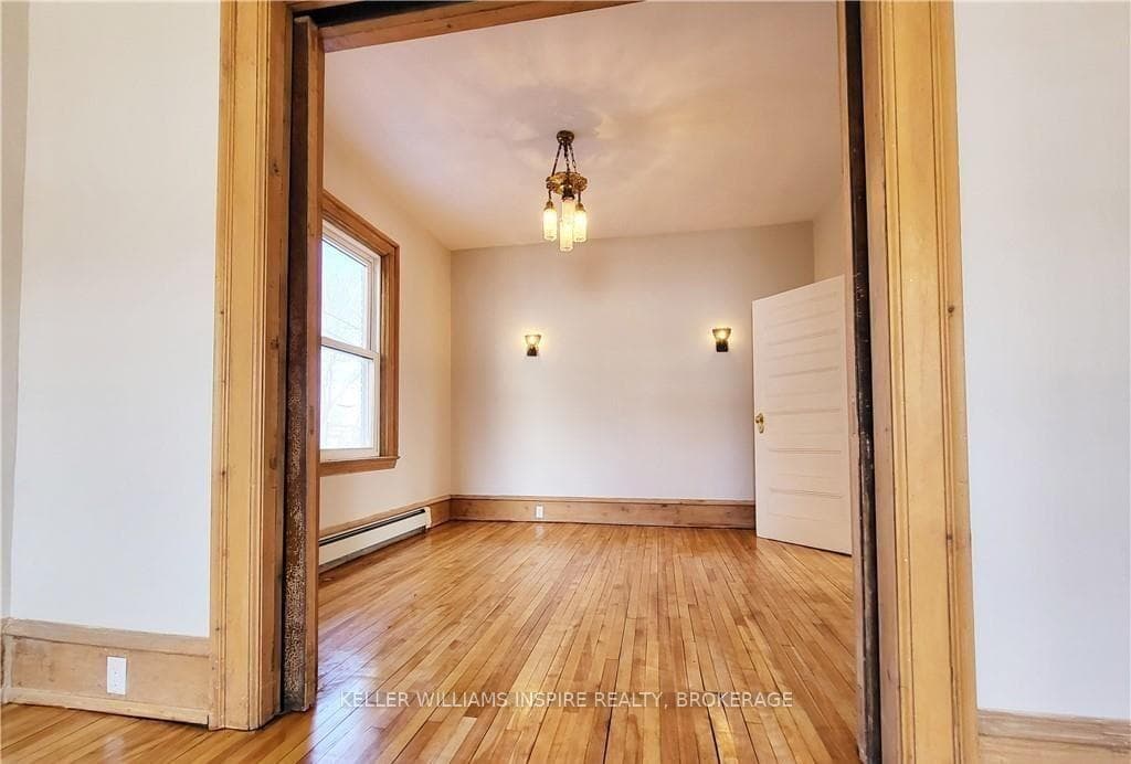 406 Algonquin Avenue Unit front photo 11