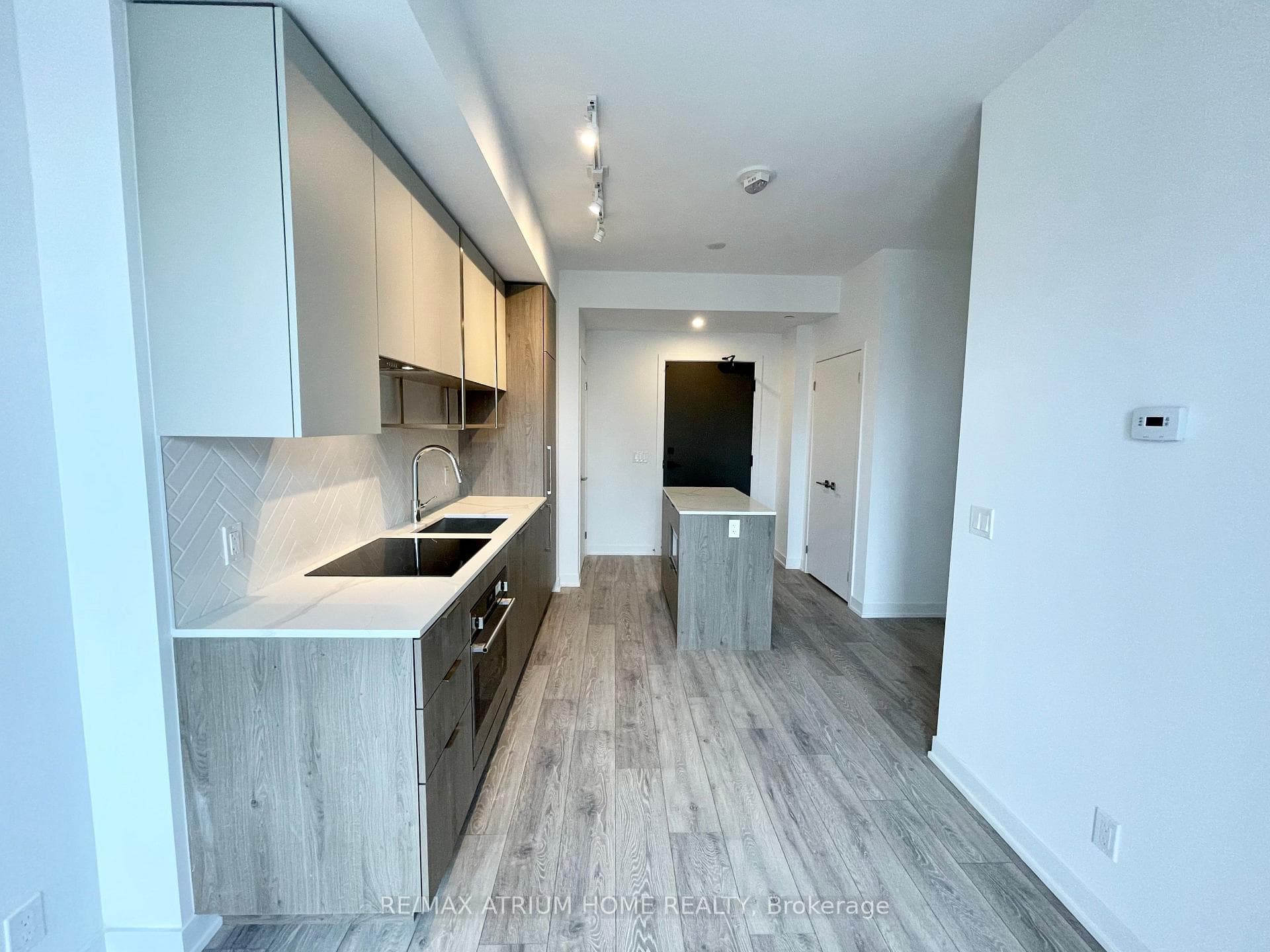 15 Holmes Avenue Unit 1405 photo 5