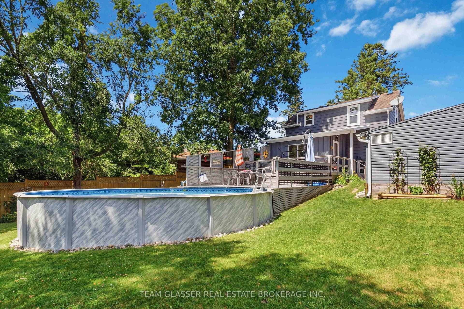 27 DENGATE Crescent photo 31