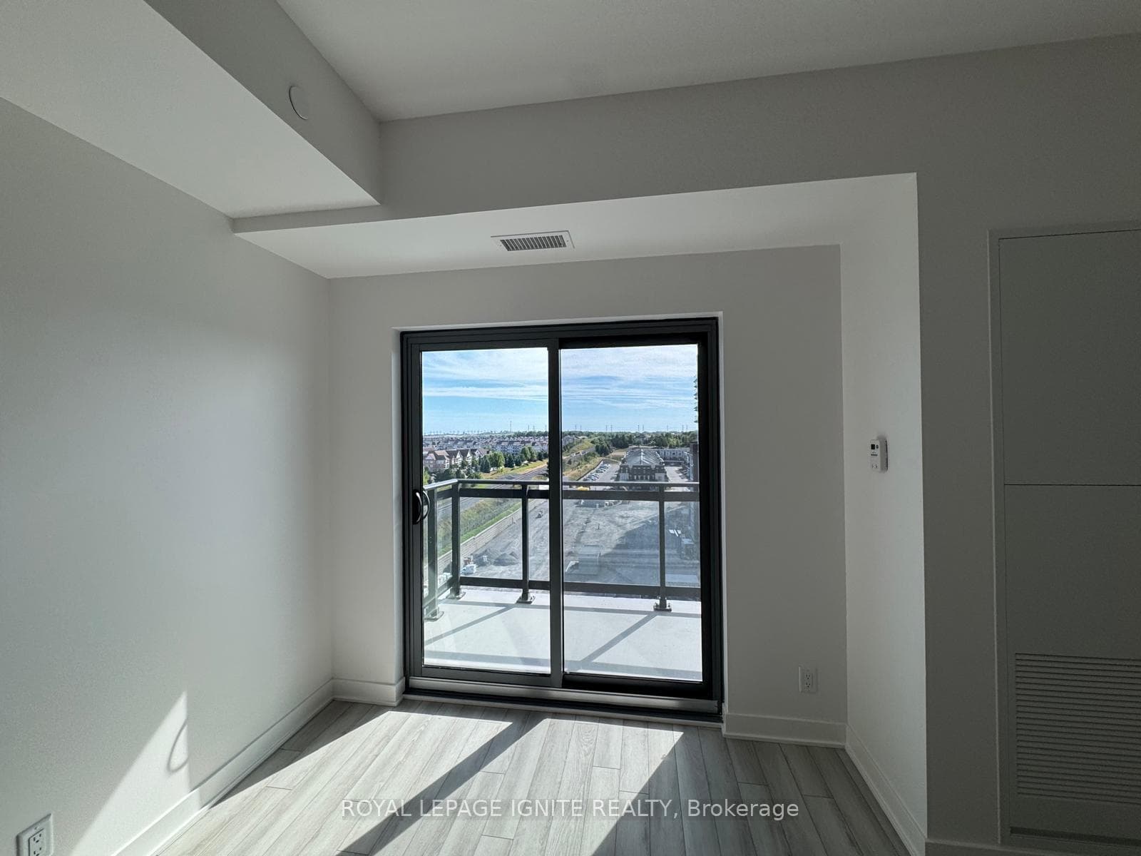 55 Clarington Boulevard Unit 801 photo 8
