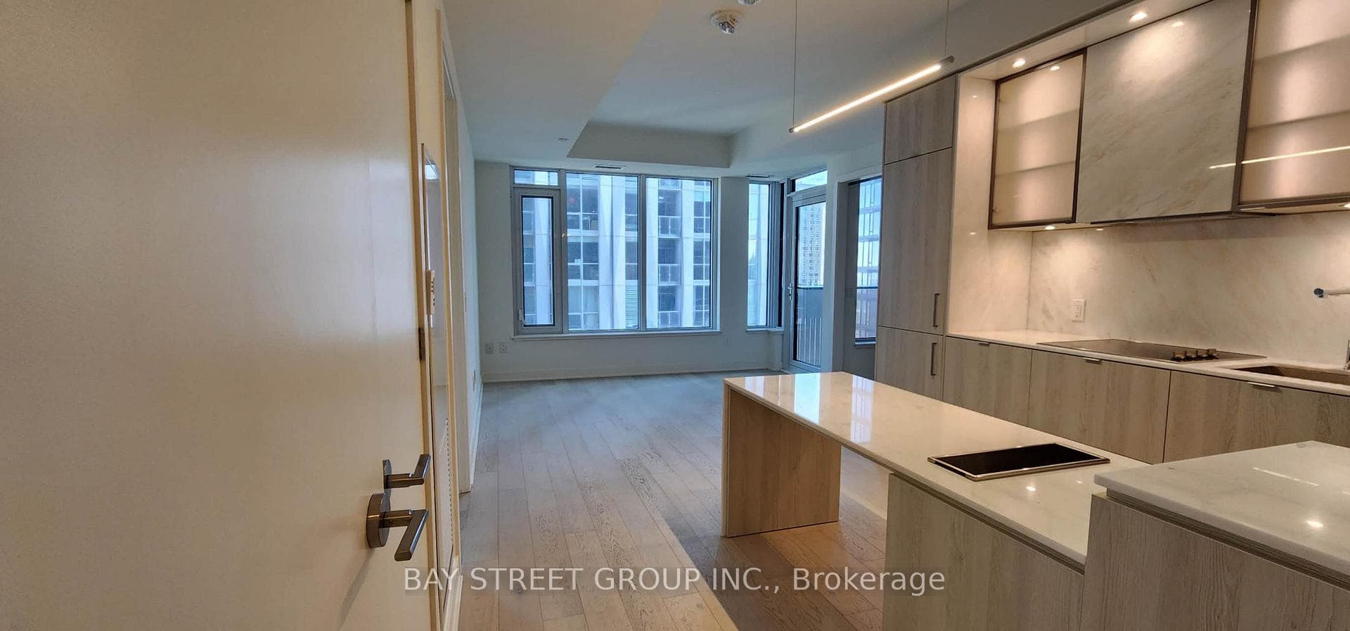 11 Yorkville Avenue Unit 2606 photo 7