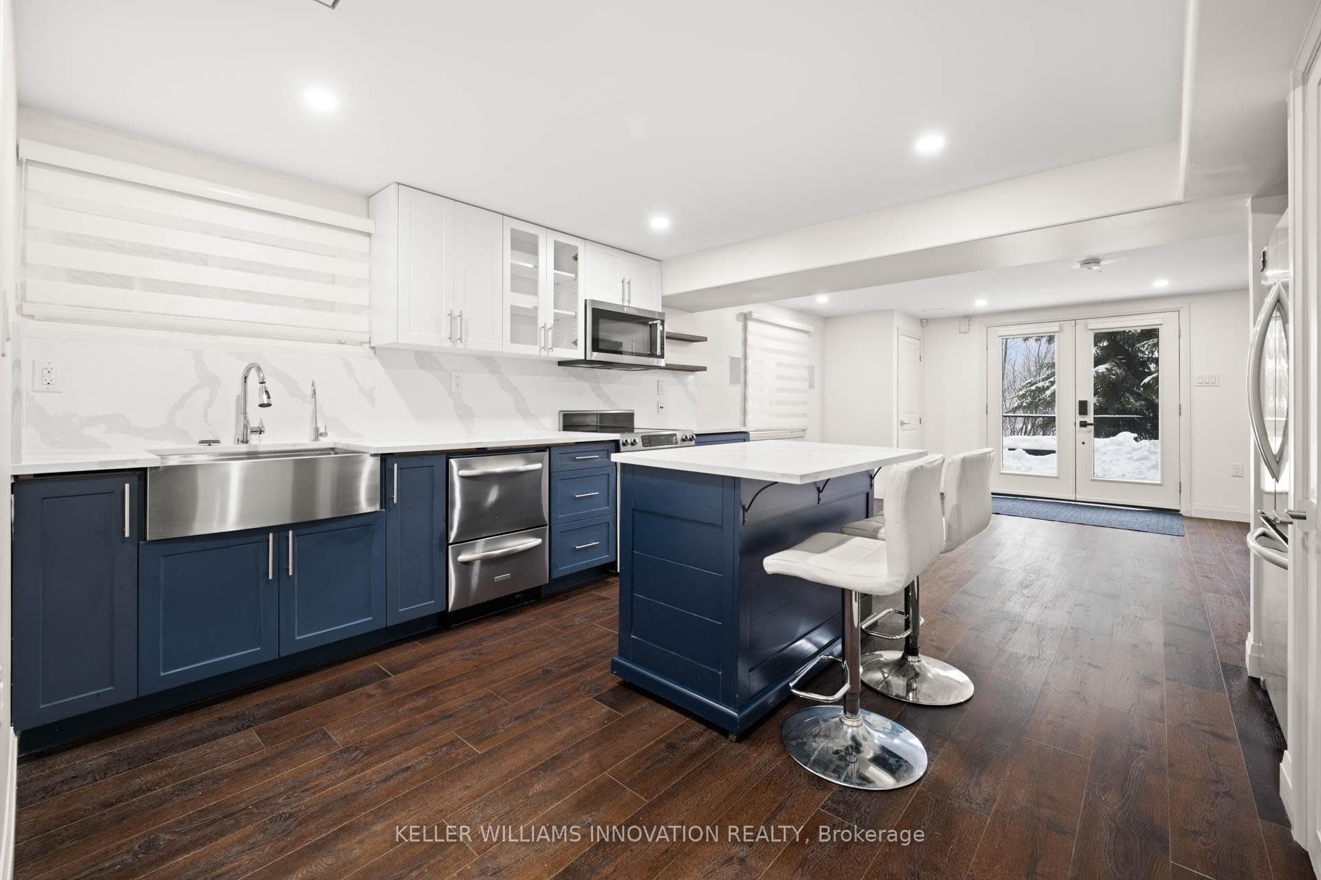 695 Robert Ferrie Drive Unit LOWER photo 10