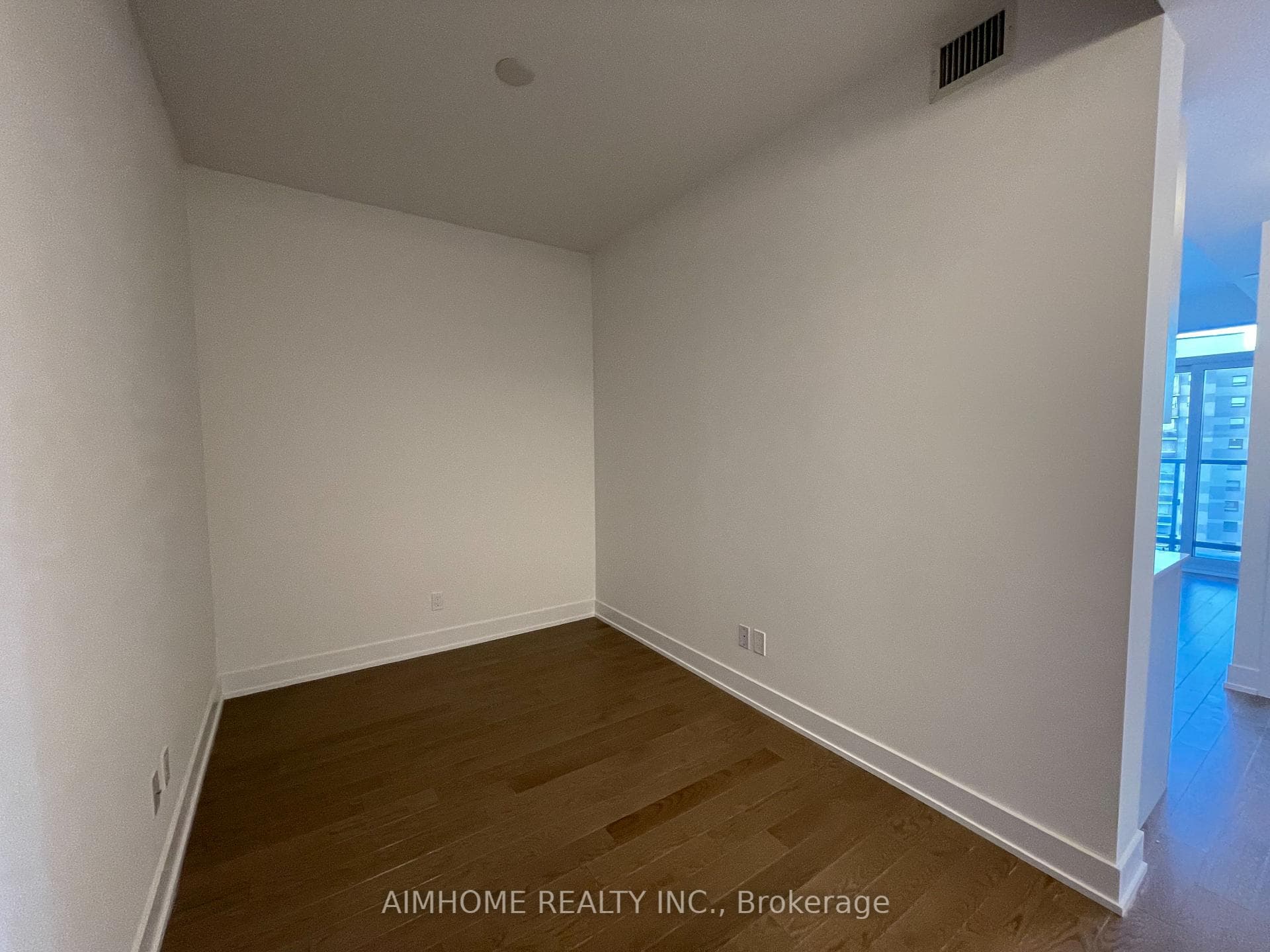 181 Bedford Road Unit 1905 photo 11
