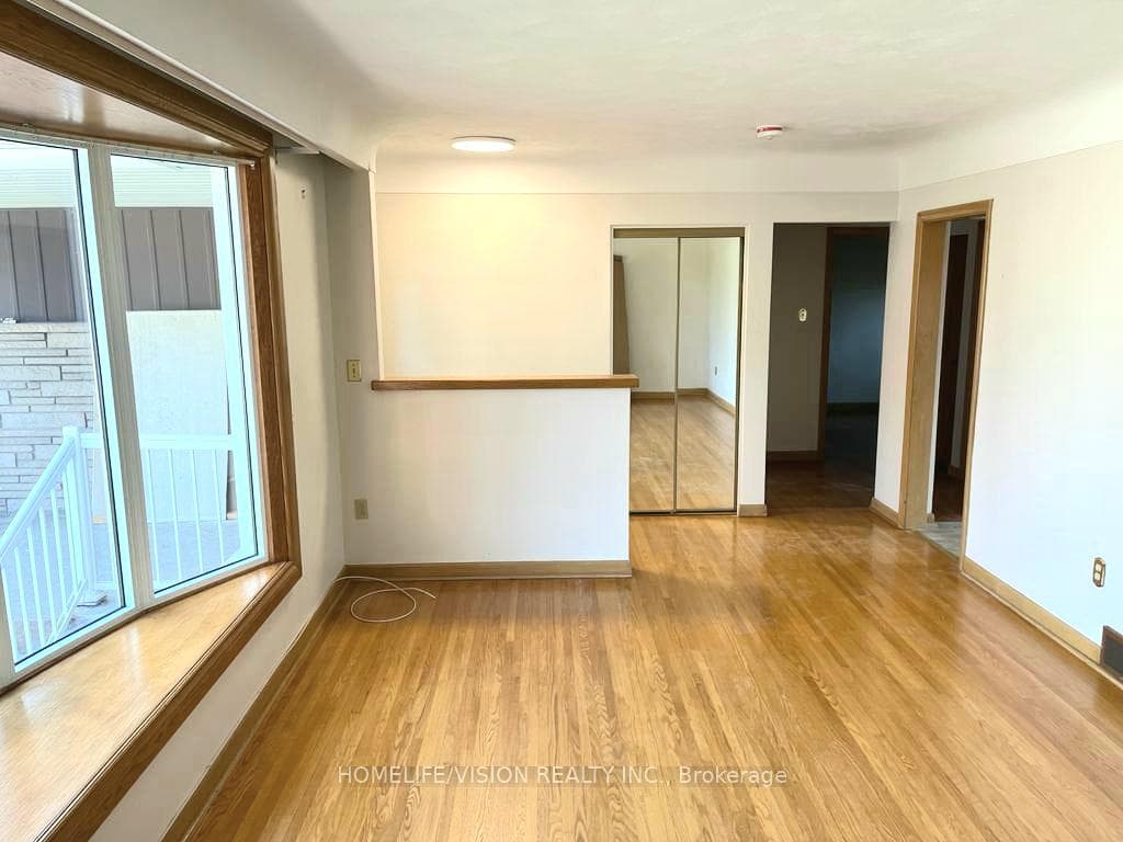16 Nova Drive Unit Upper photo 3