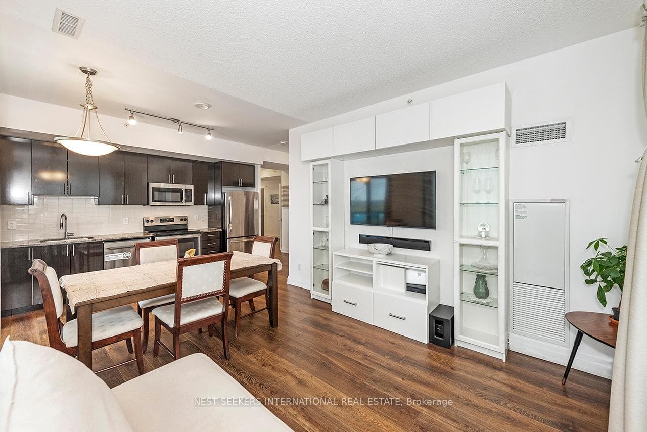 7165 Yonge Street Unit 733 photo 15