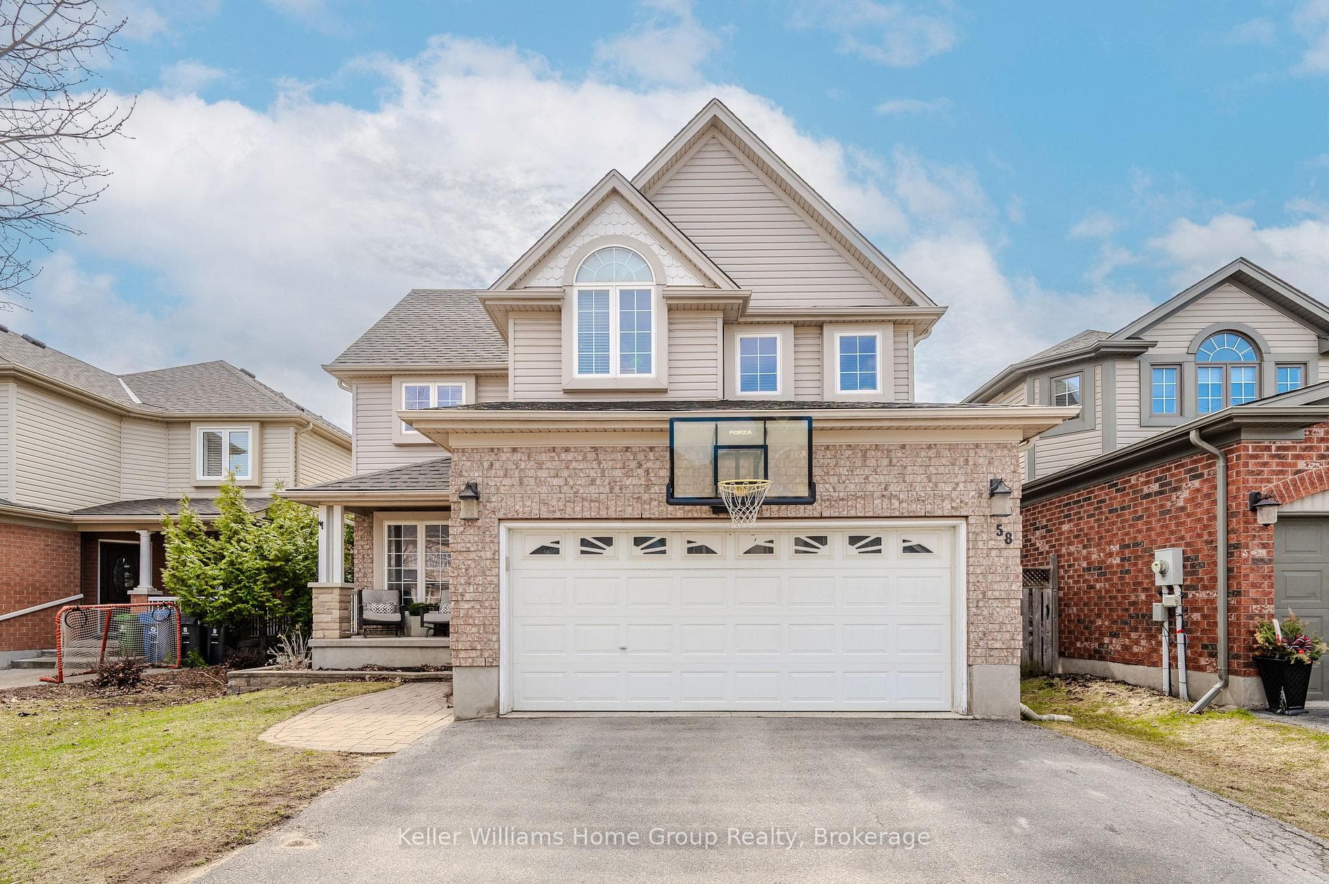 58 Frasson Drive photo 2