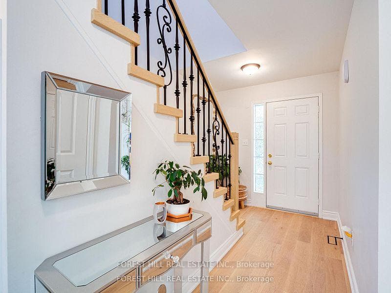 70 Shoniker Drive photo 5