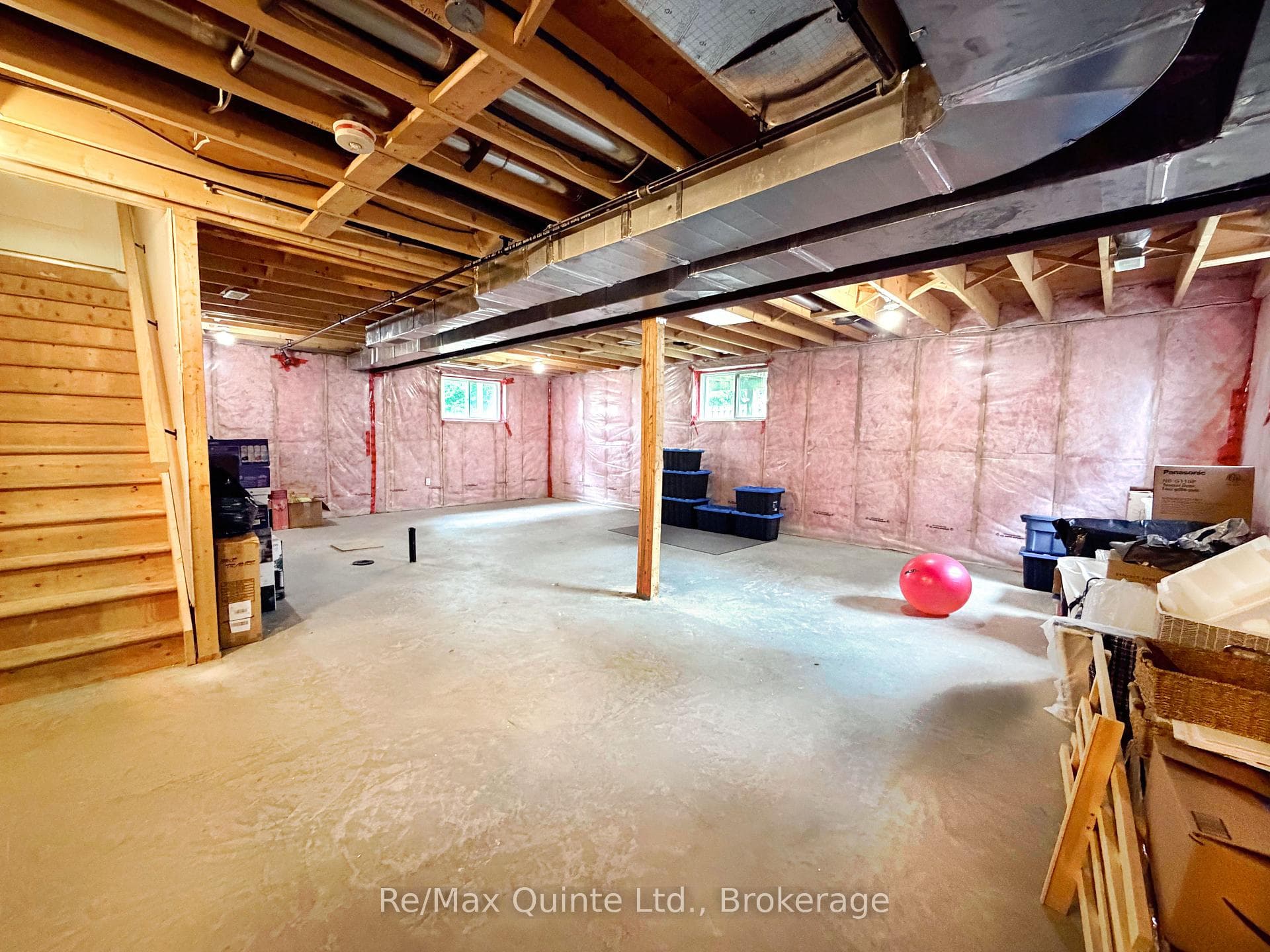 76 Ridgeway Place photo 11