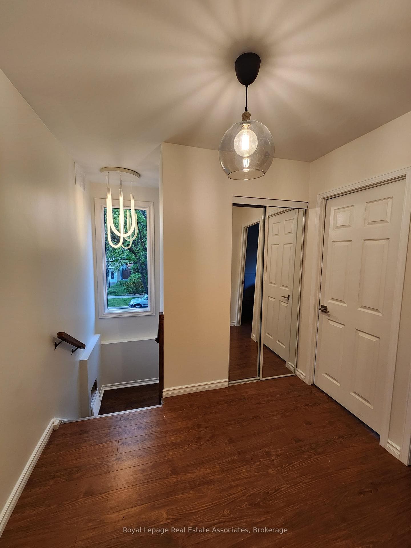 2407 Mainroyal Street Unit Upper photo 20