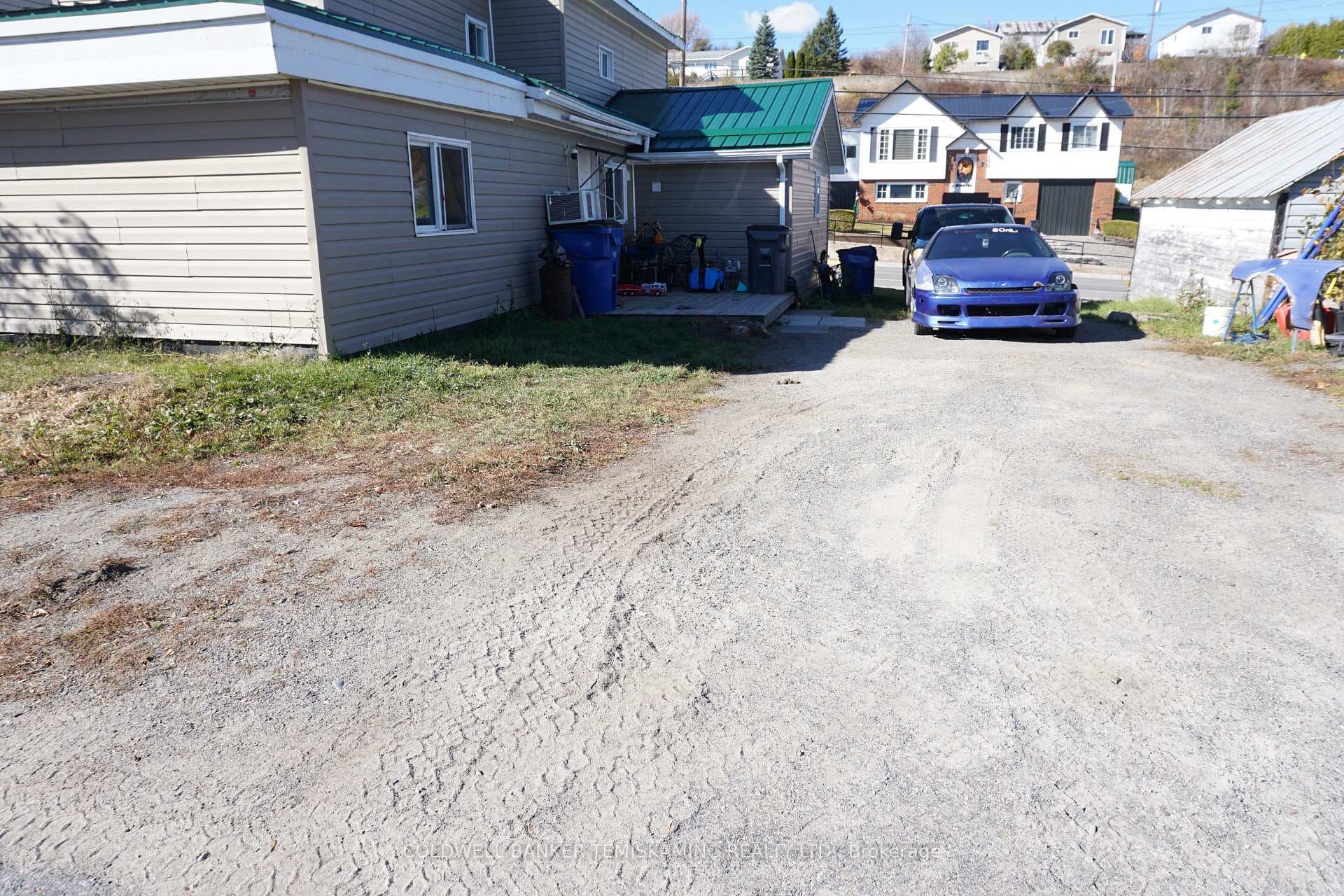 189 LANG Street photo 8